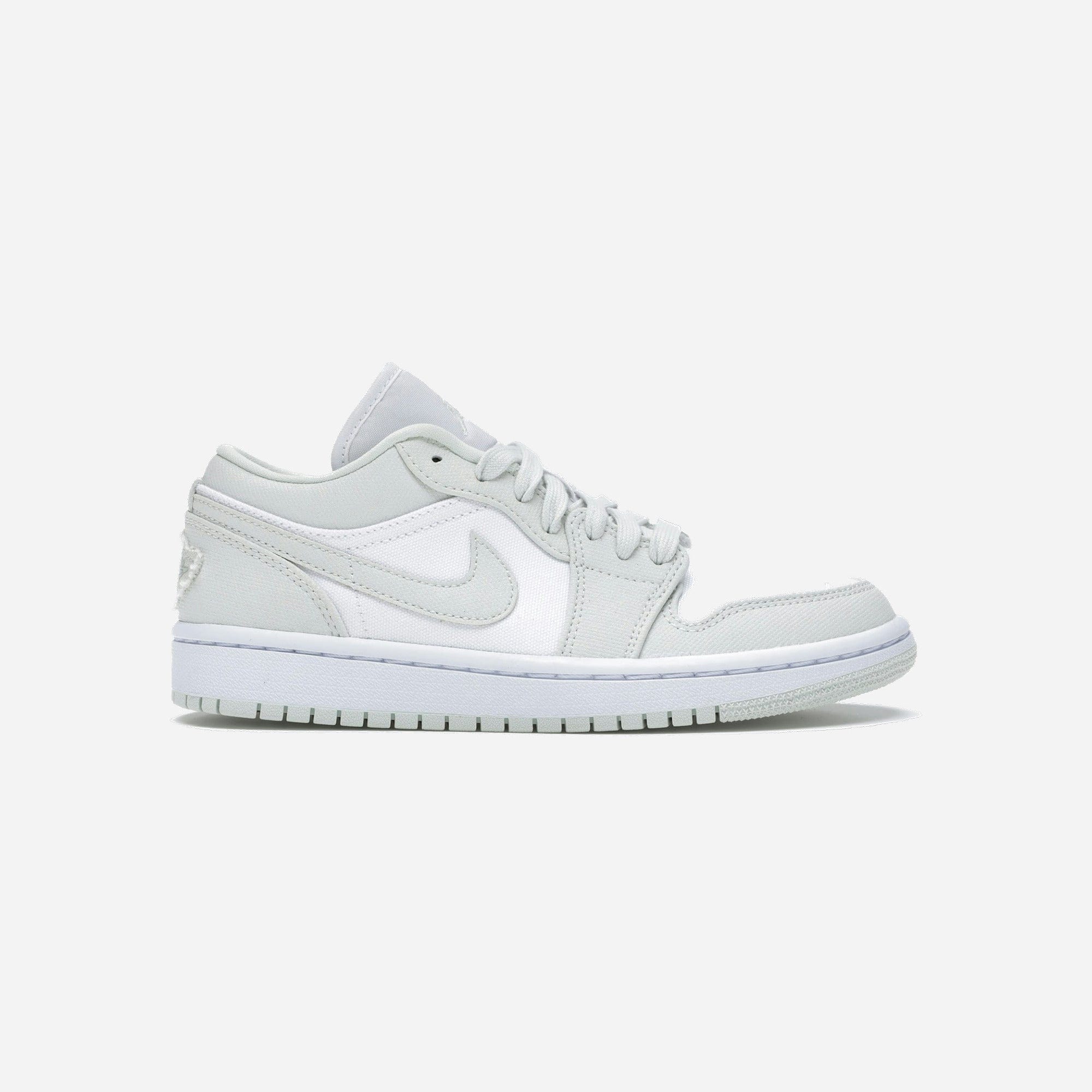 Nike Air Jordan 1 Low Spruce Aura WMNS