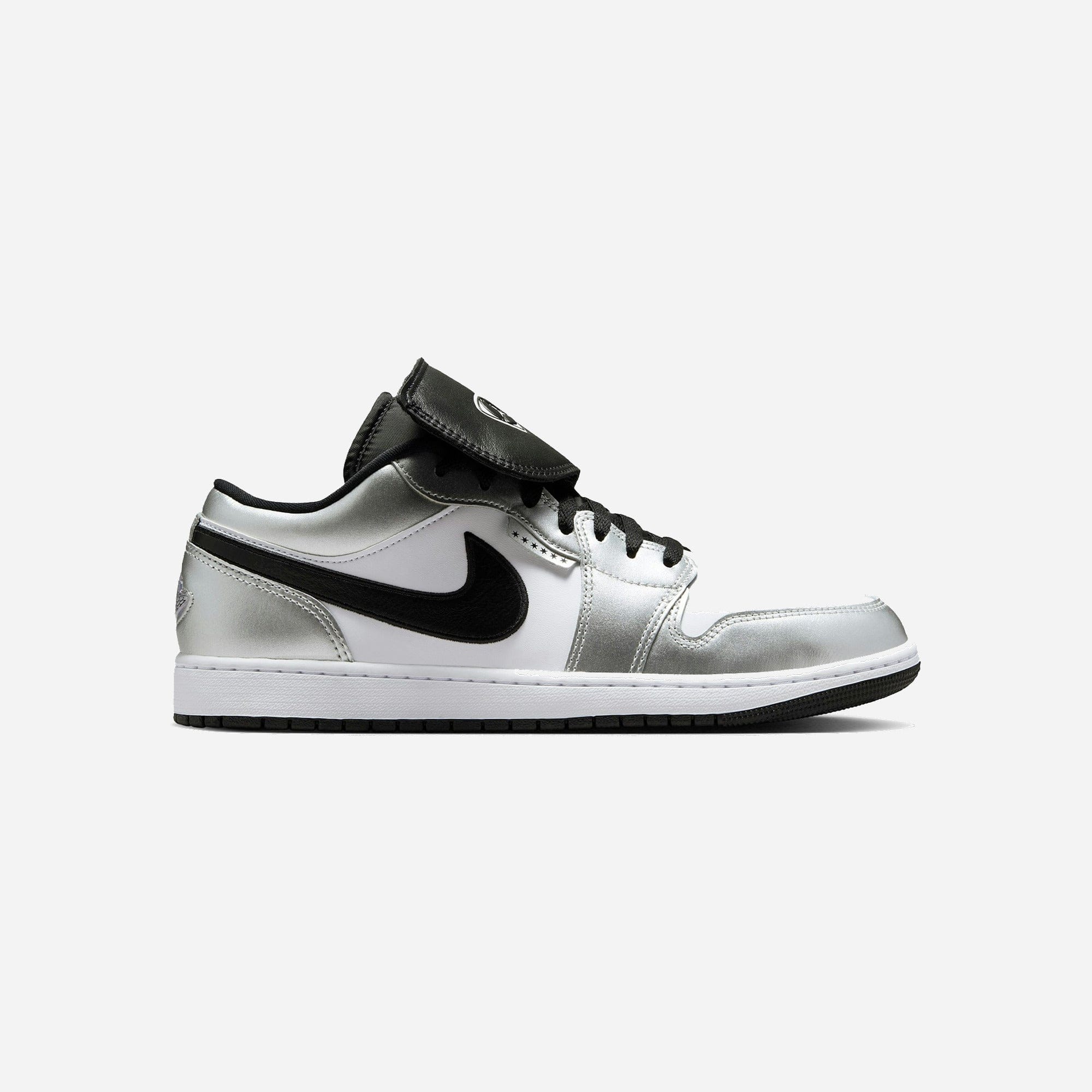 Nike Air Jordan 1 Low SE Metallic Silver Tiempo