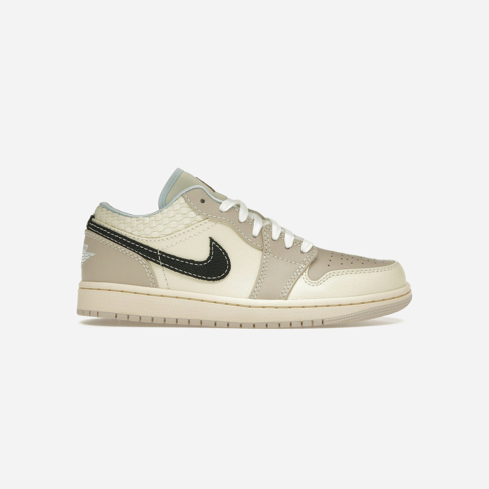 Nike Air Jordan 1 Low SE Sanddrift Glacier Blue WMNS