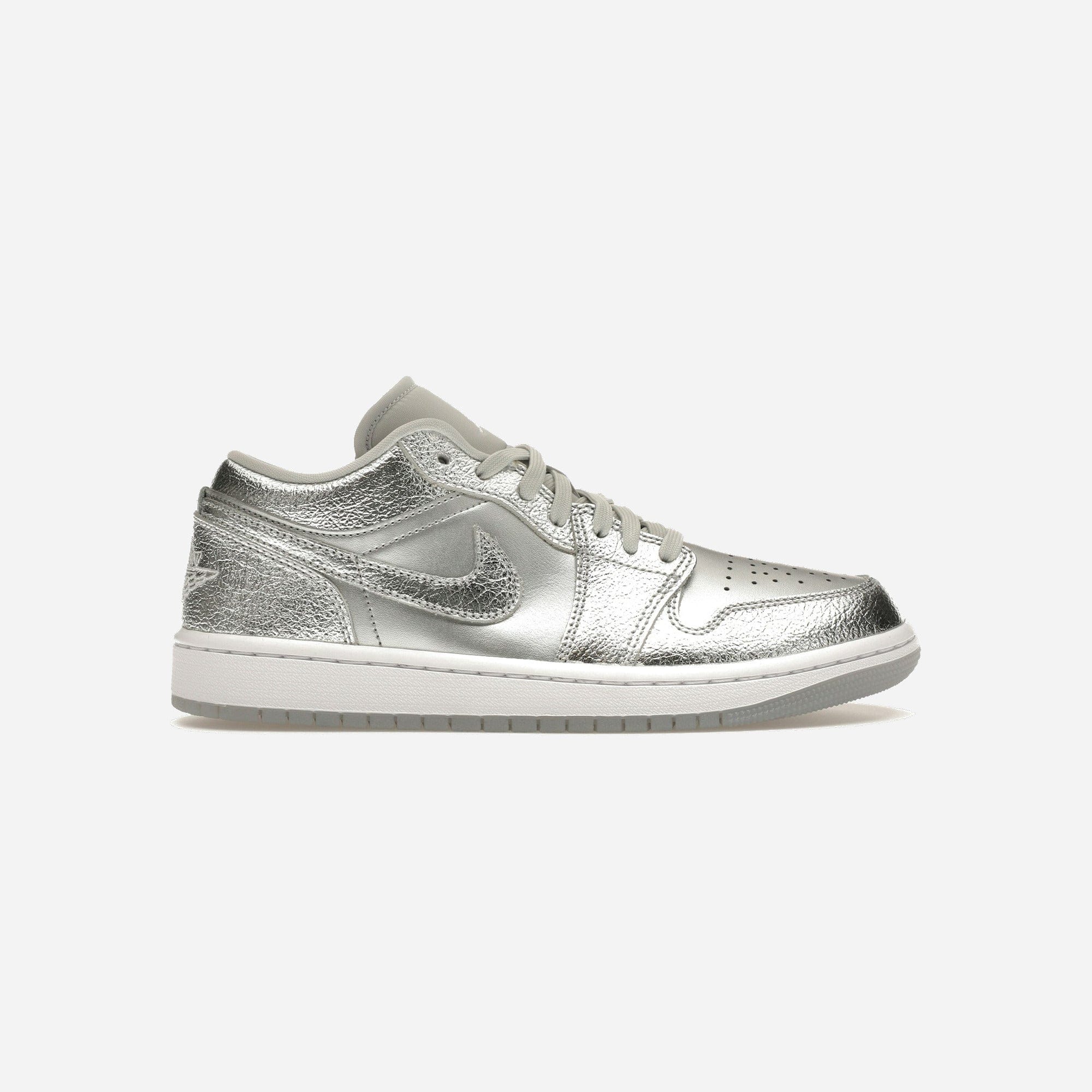 Nike Air Jordan 1 Low SE Metallic Silver WMNS