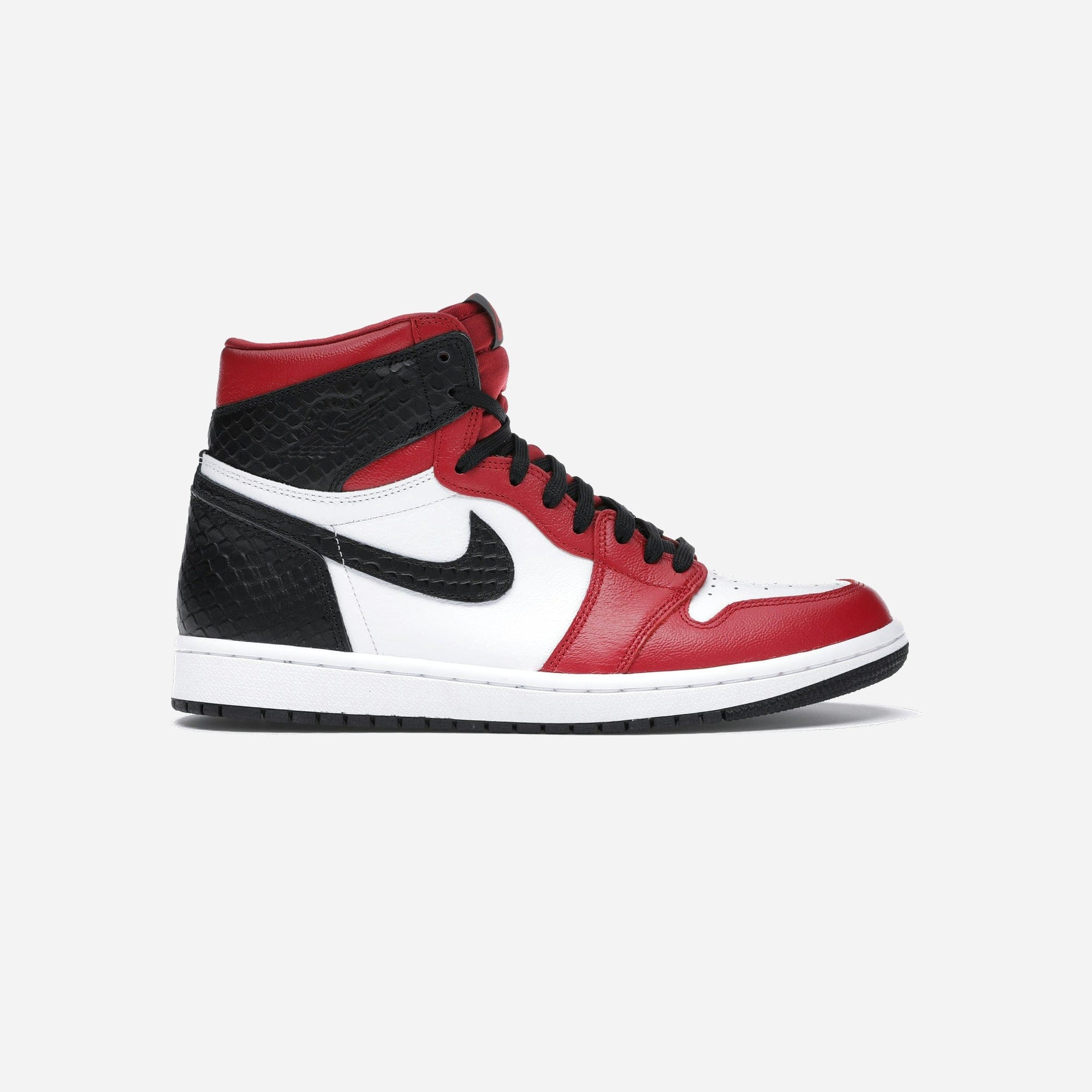 Nike Air Jordan 1 Retro High Satin Snake Chicago WMNS
