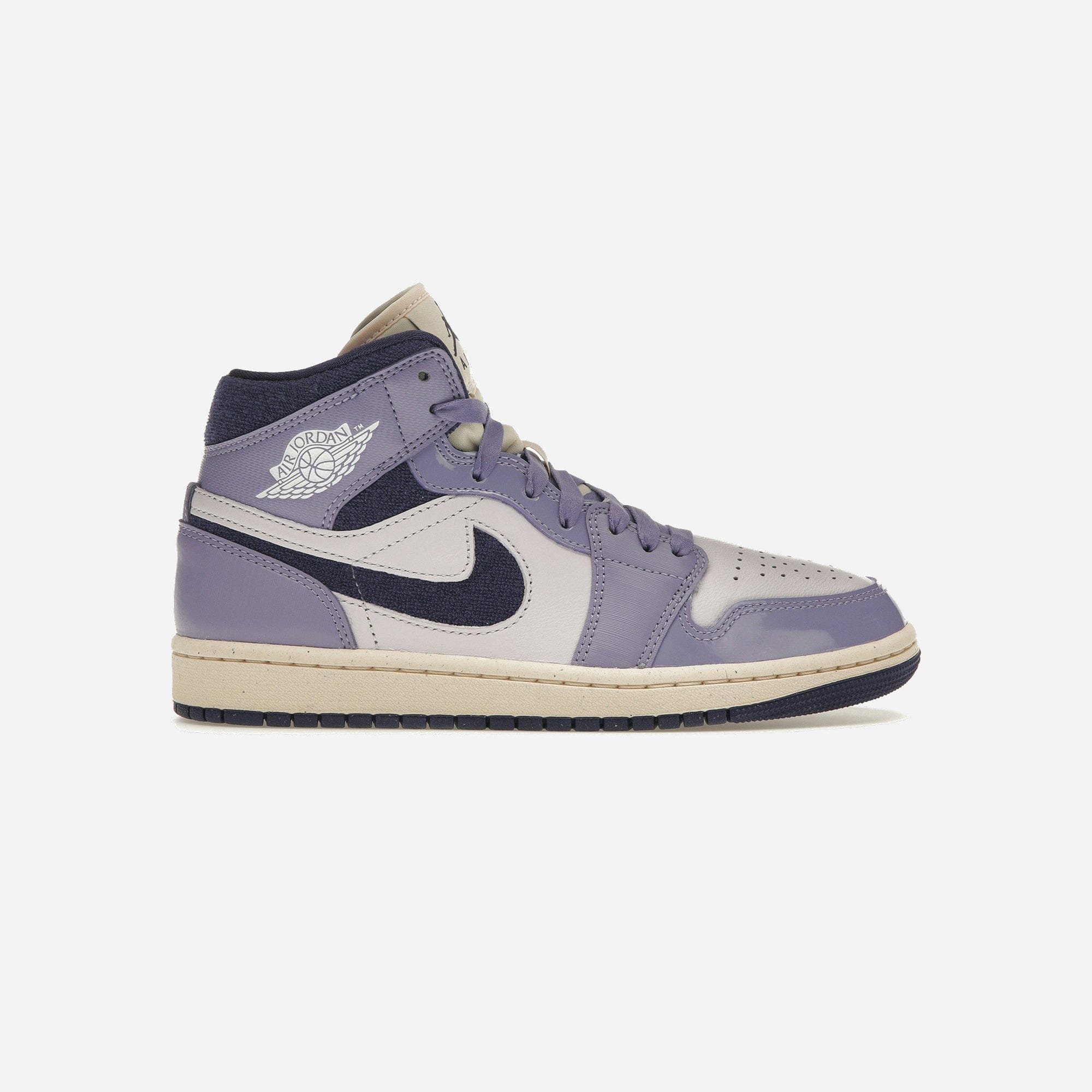 Nike Air Jordan 1 Mid SE Chenille Sky J Light Purple WMNS