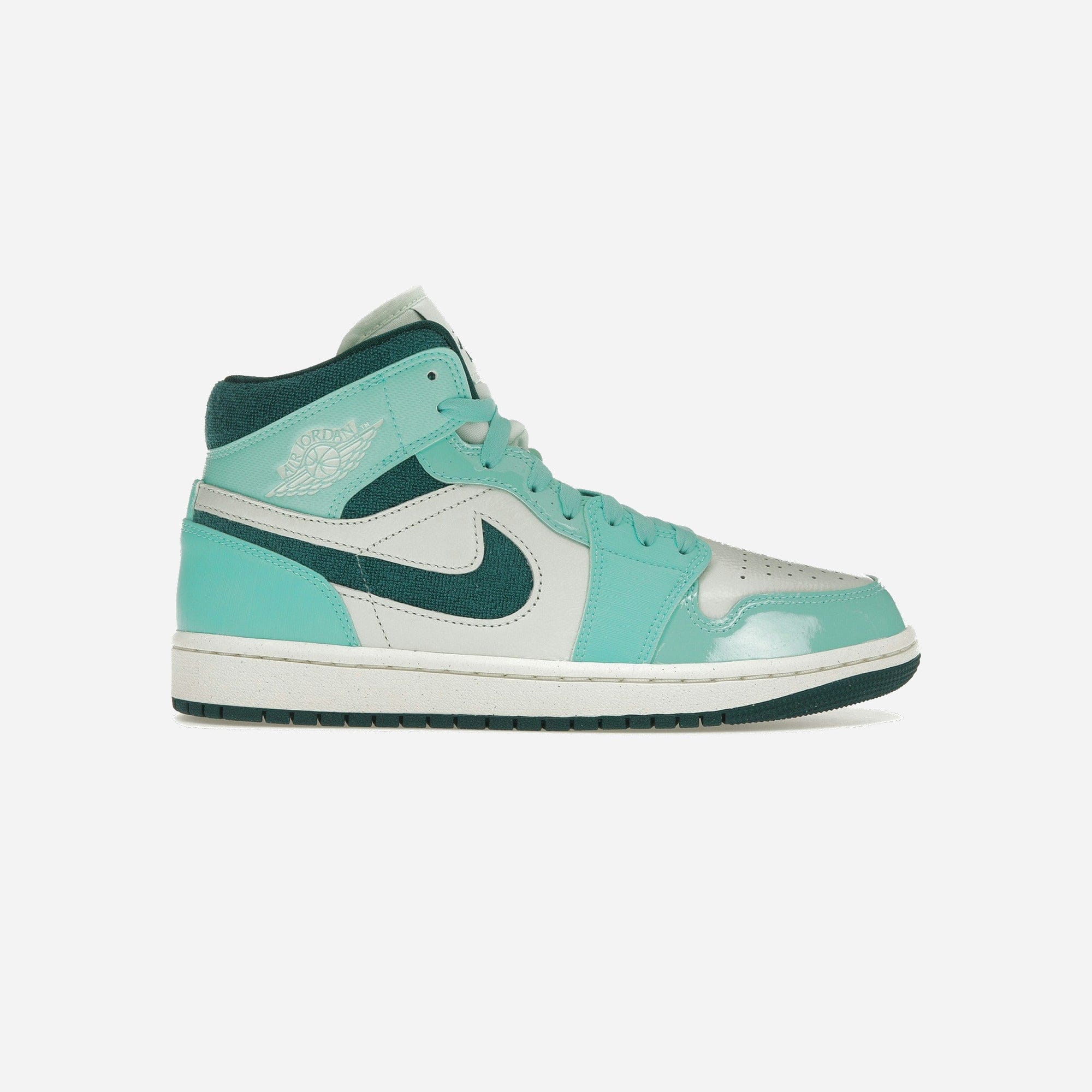 Nike Air Jordan 1 Mid Chenille Bleached Turquoise WMNS