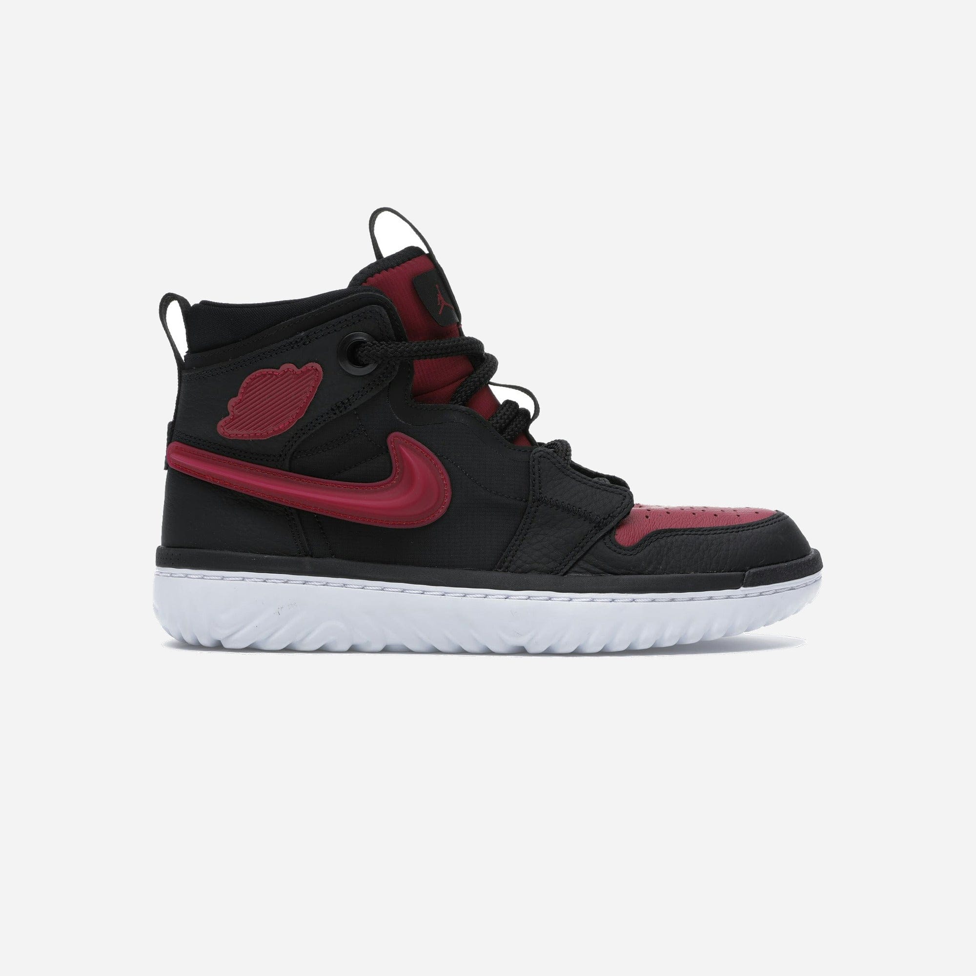 Nike Air Jordan 1 High React Black Noble Red