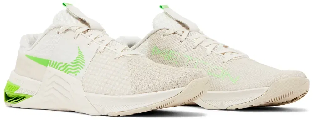 Nike Metcon 8 'Phantom Green Strike'