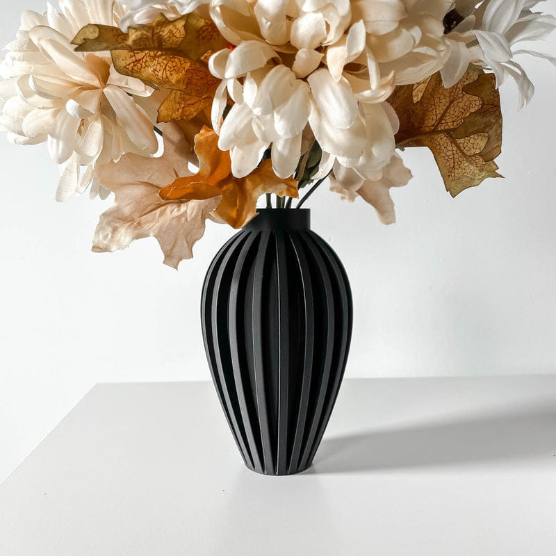 Rib Teardrop Vase