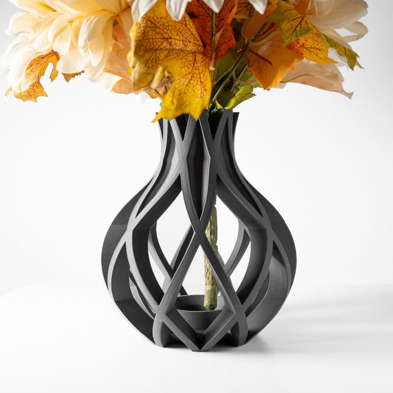 Ribbon Swirl Vase