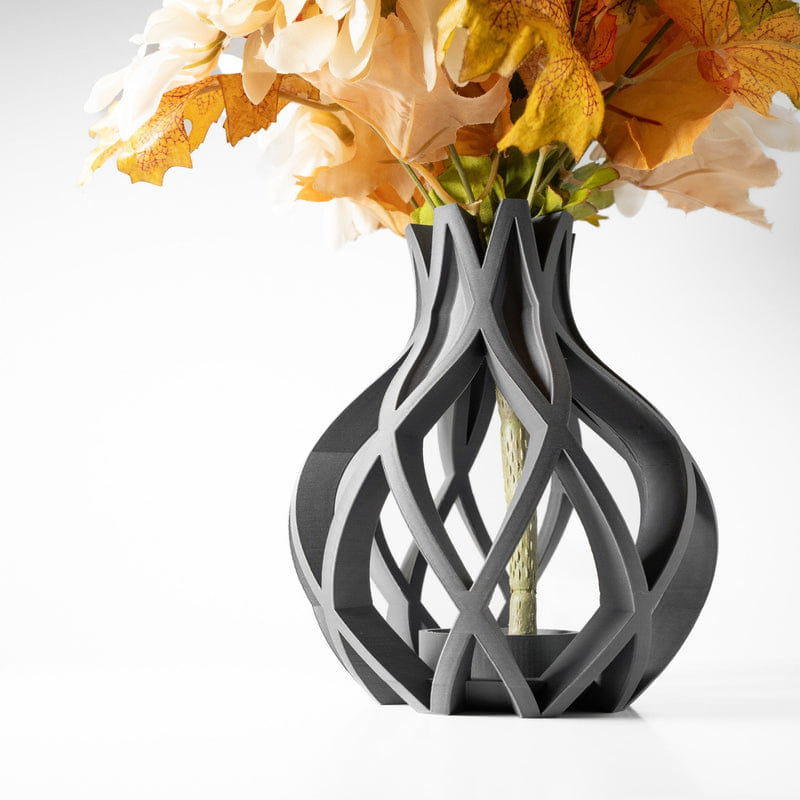 Ribbon Swirl Vase