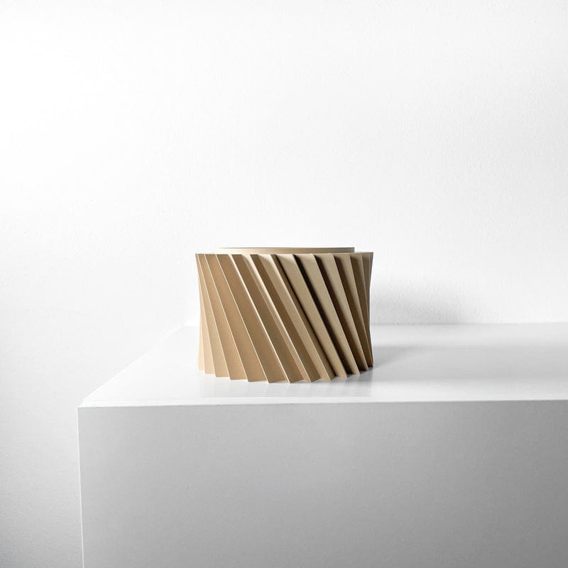 Spiral Rib Planter