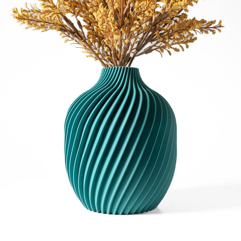 Spiral Rib Vase