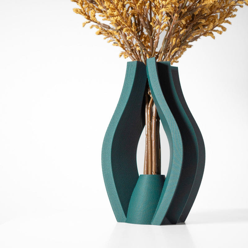 Split Fin Vase