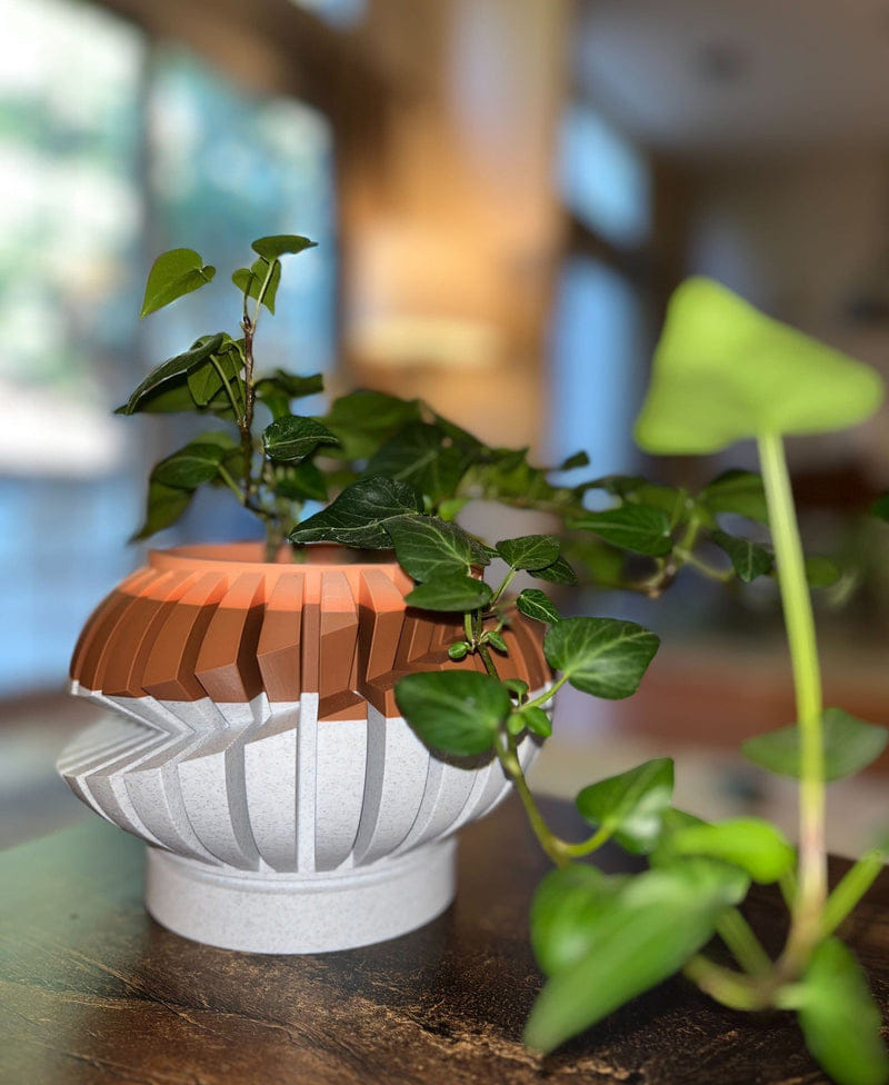Swirl Fin Planter