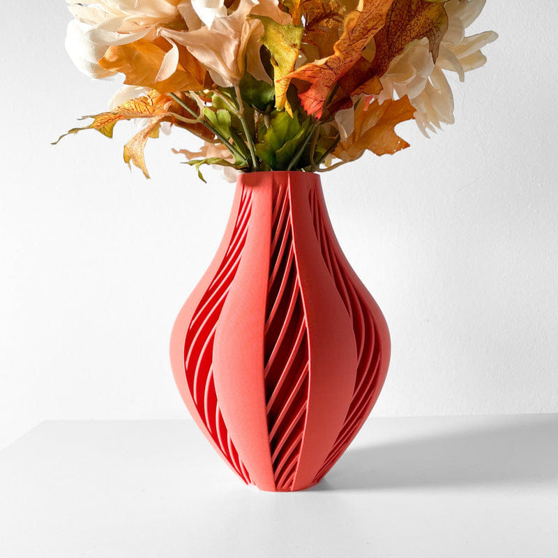 Swirl Teardrop Vase
