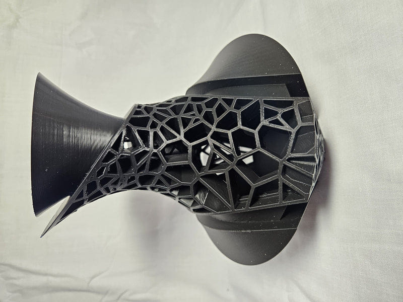 Voronoi Flare Vase