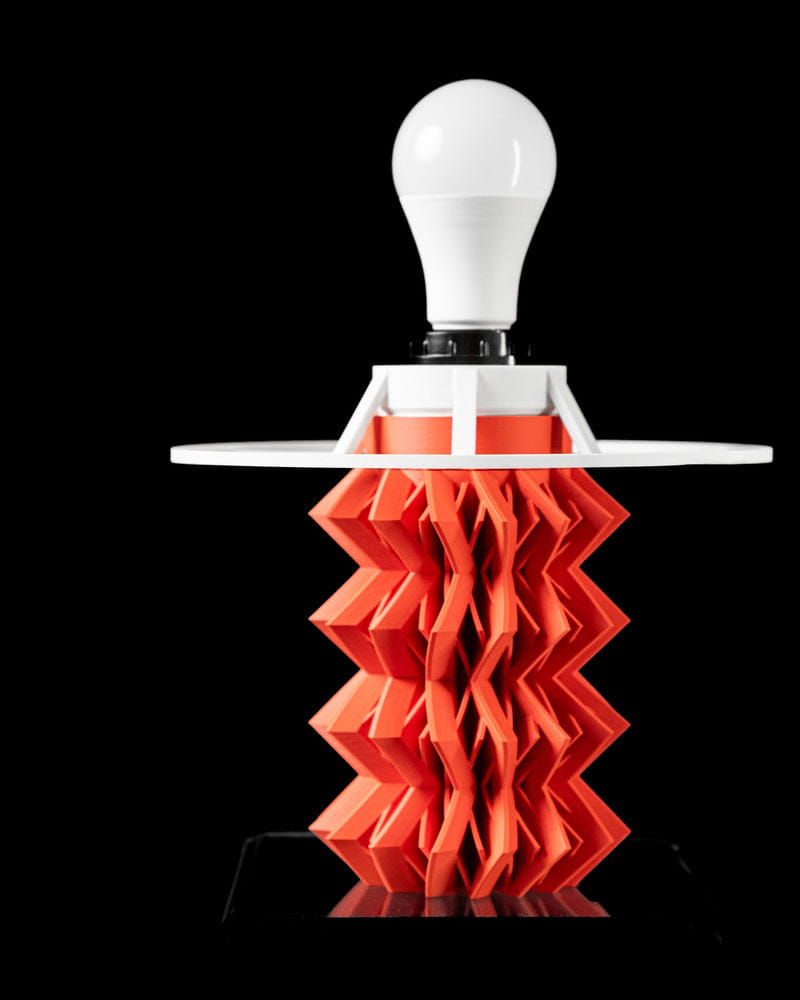 Zigzag Base Table Lamp