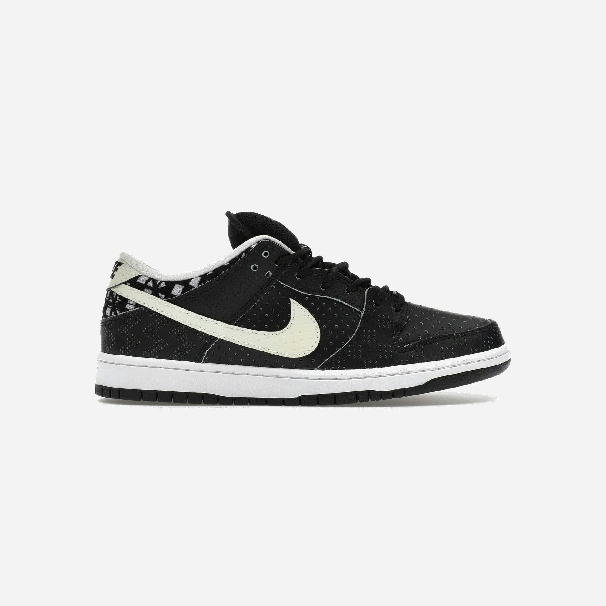 Nike SB Dunk Low BHM (2015)