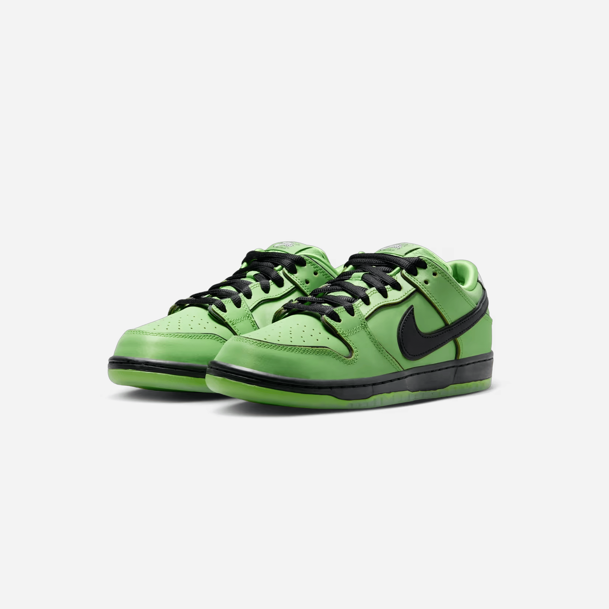 Nike SB Dunk Low x The Powerpuff Girls Buttercup