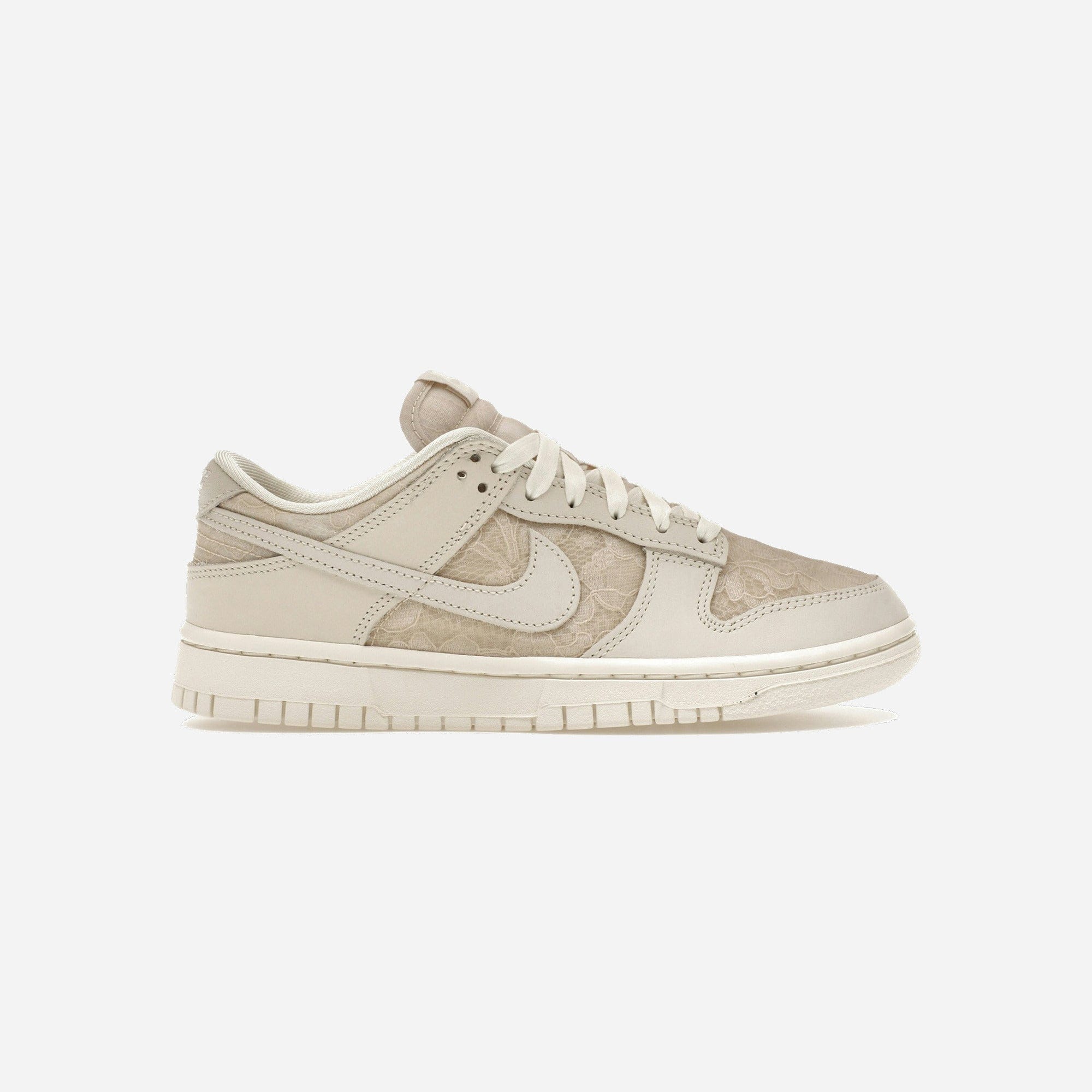 Nike Dunk Low Lace Soft Pearl WMNS