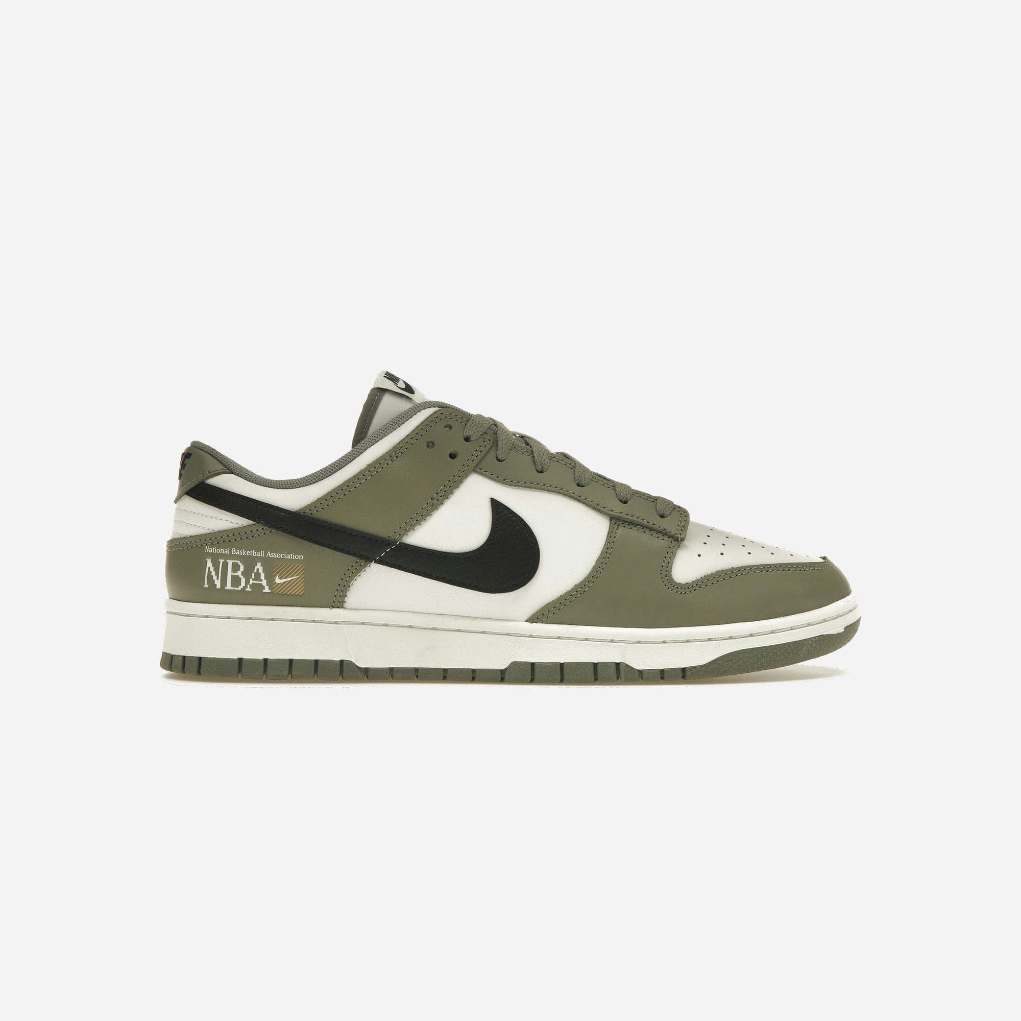 Nike Dunk Low NBA Paris