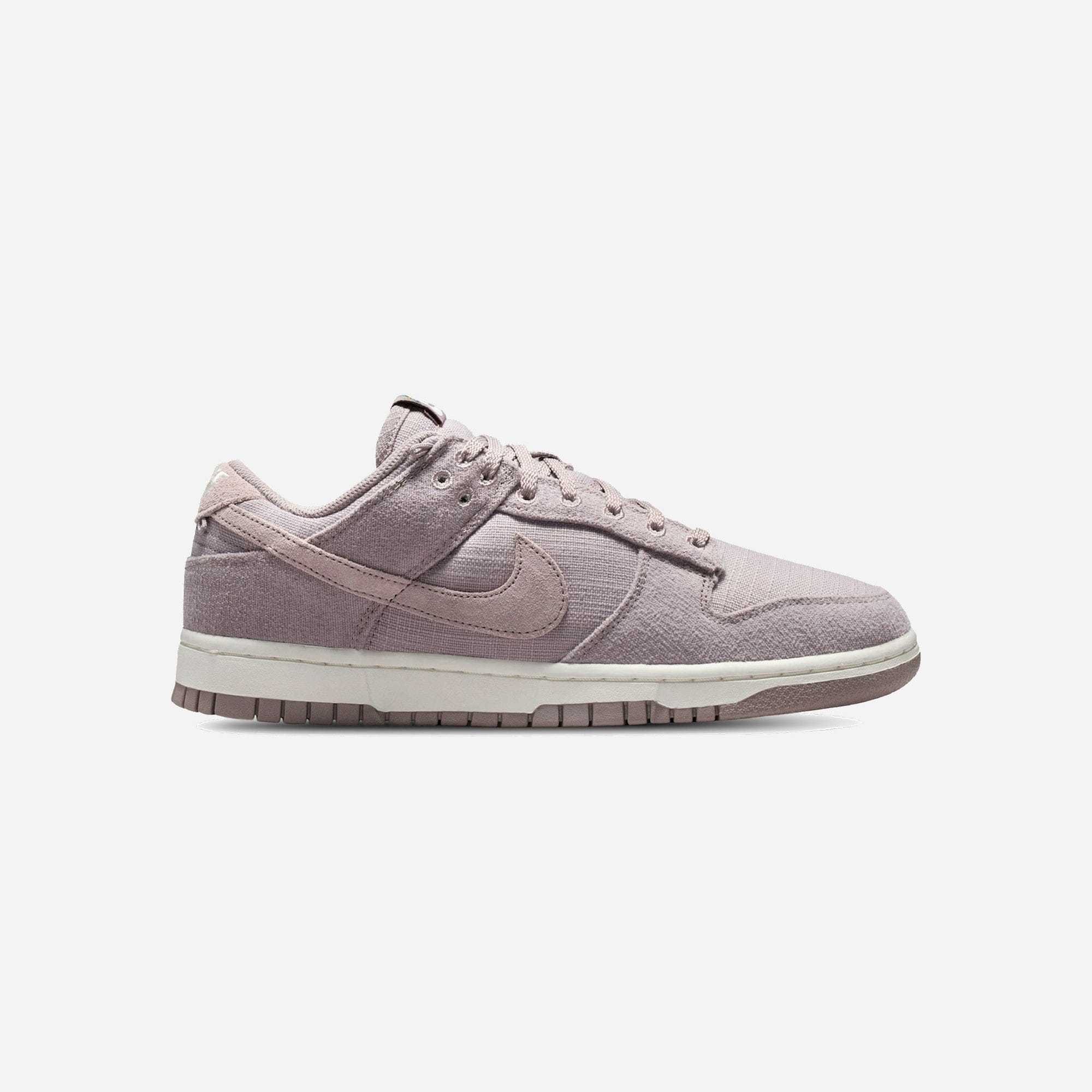 Nike Dunk Low Now Accepting All Flowers Black WMNS
