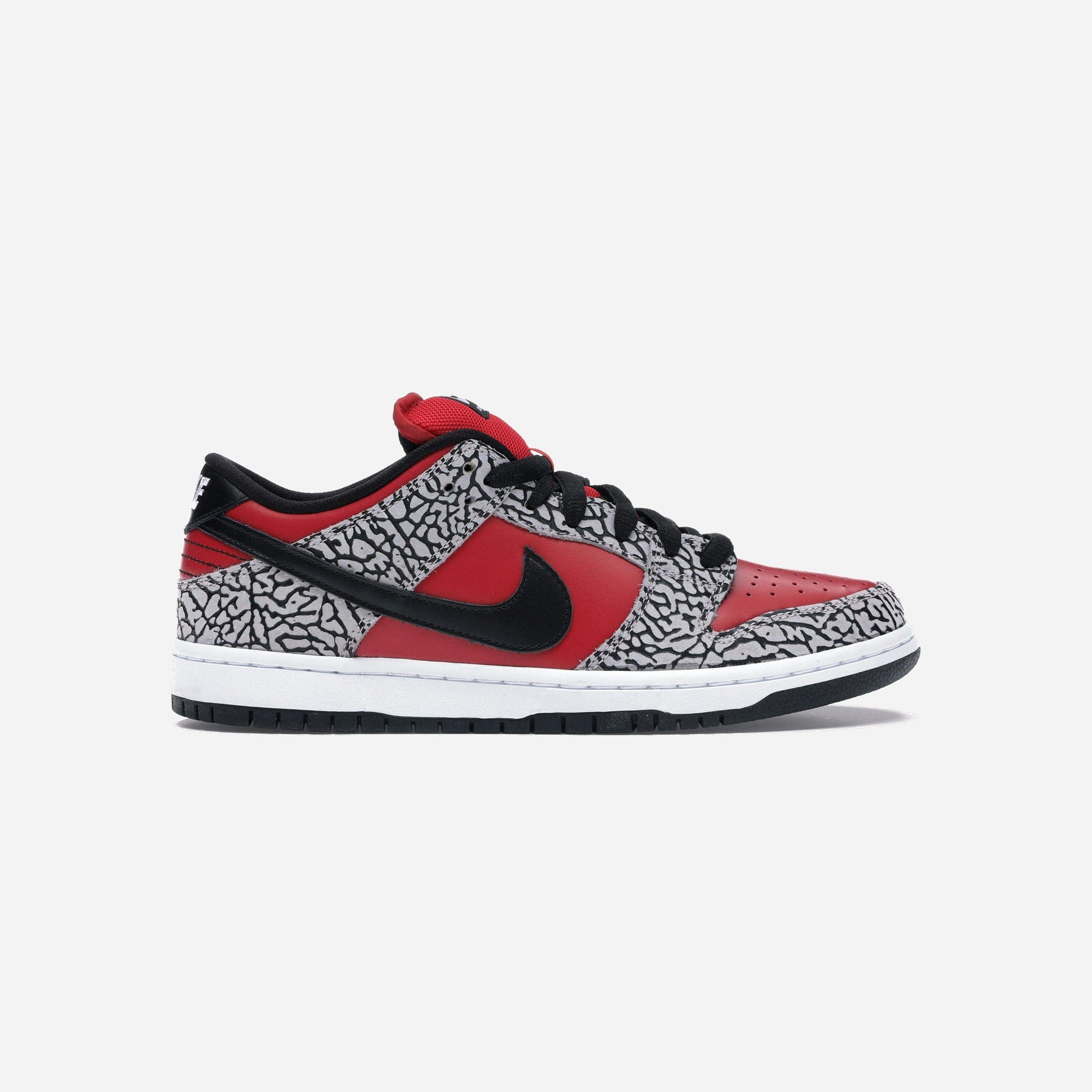 Nike SB Dunk Low Supreme Red Cement
