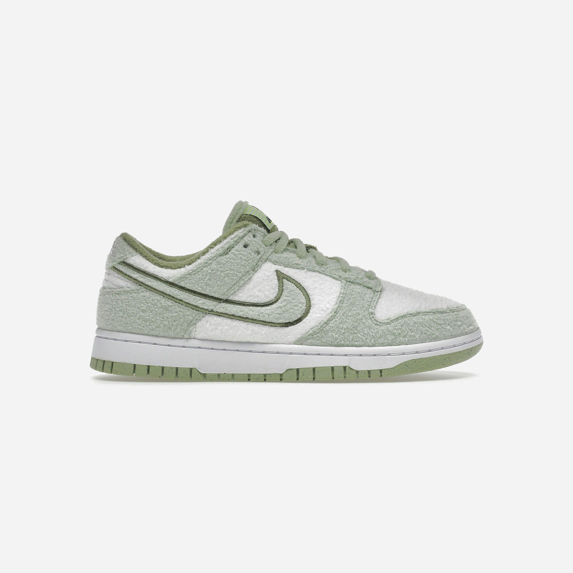Nike Dunk Low SE Fleece Pack Honeydew WMNS