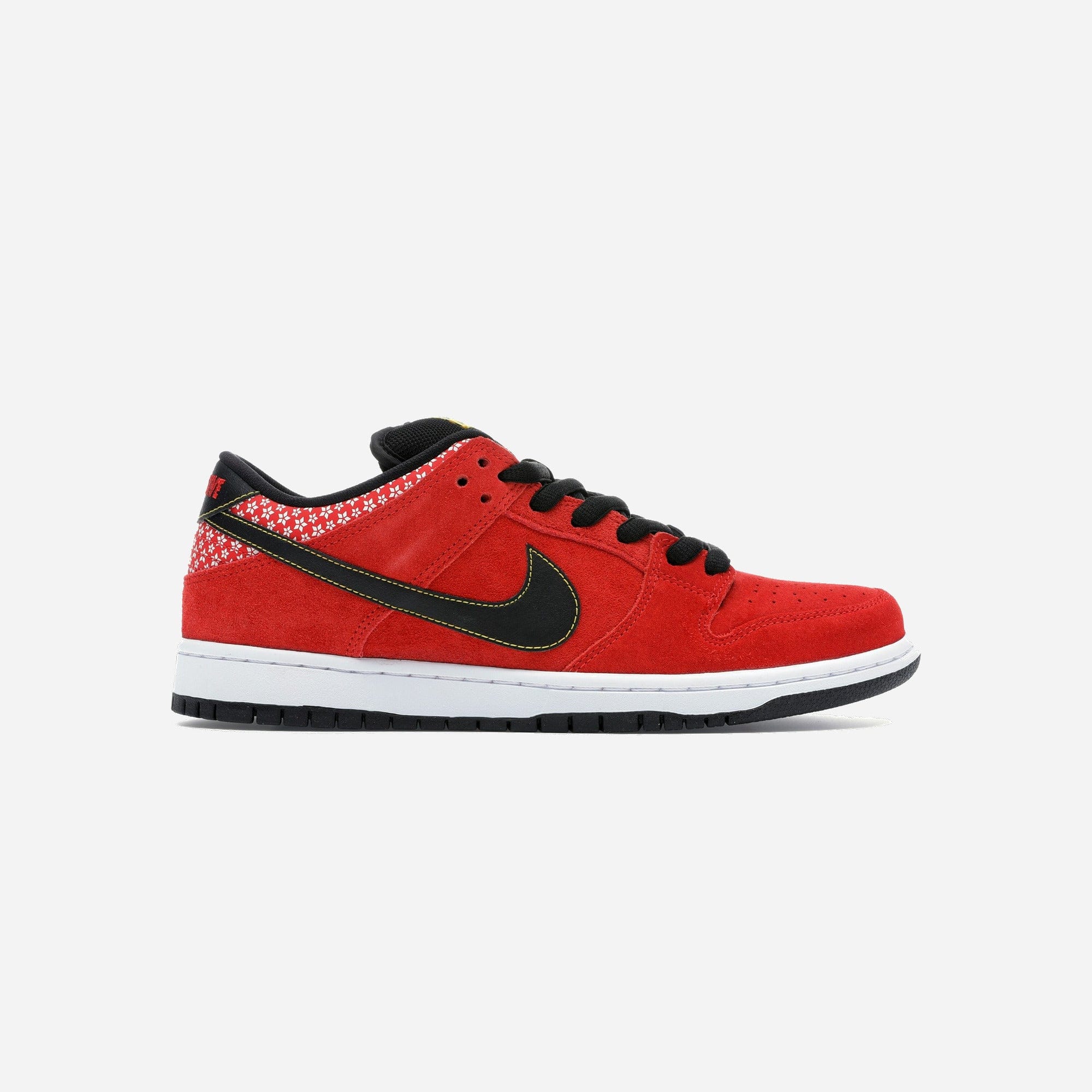 Nike SB Dunk Low Red Firecracker