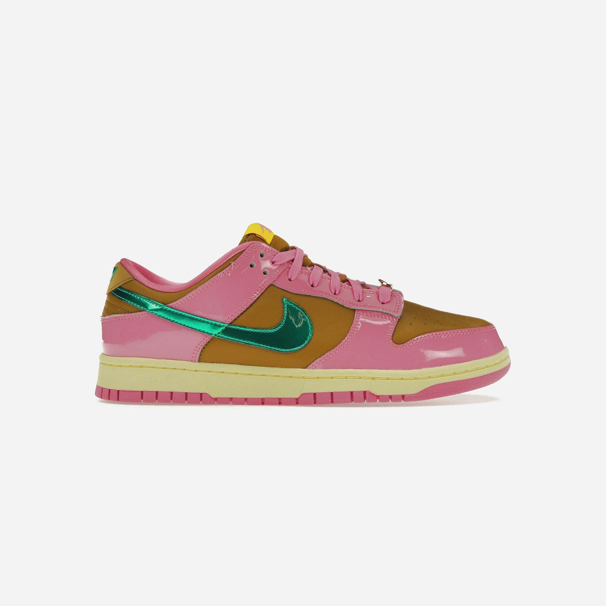 Nike Dunk Low QS Parris Goebel WMNS