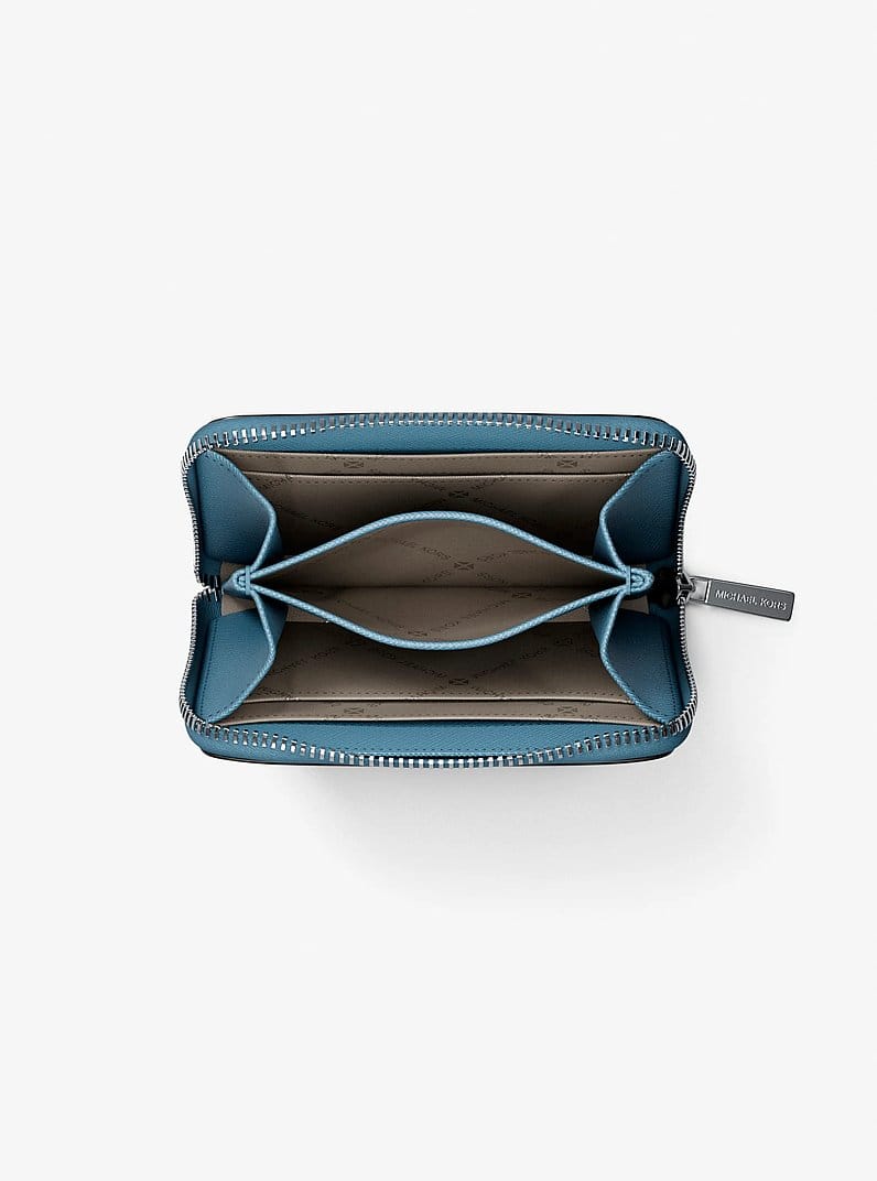 Jet Set Travel Medium Saffiano Leather Wallet