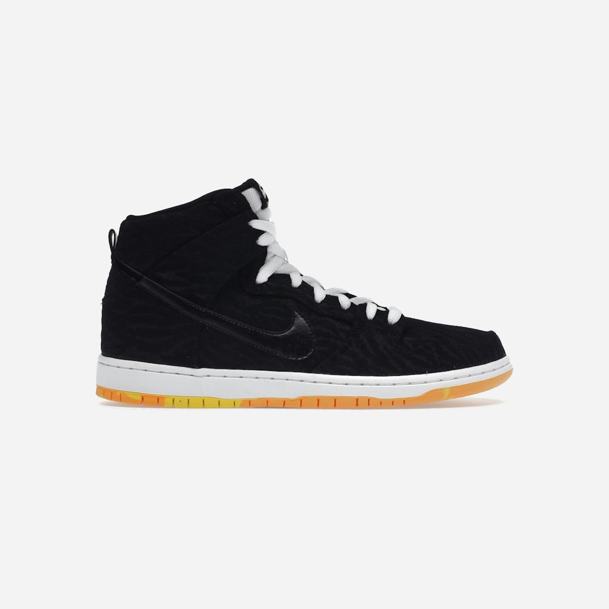 Nike SB Dunk High Skunk