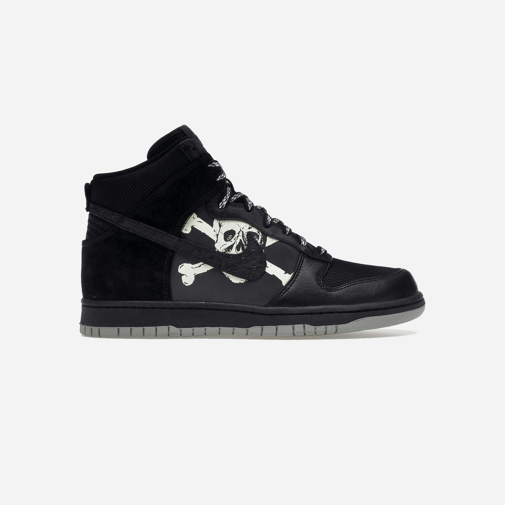 Nike Dunk High St. Pauli