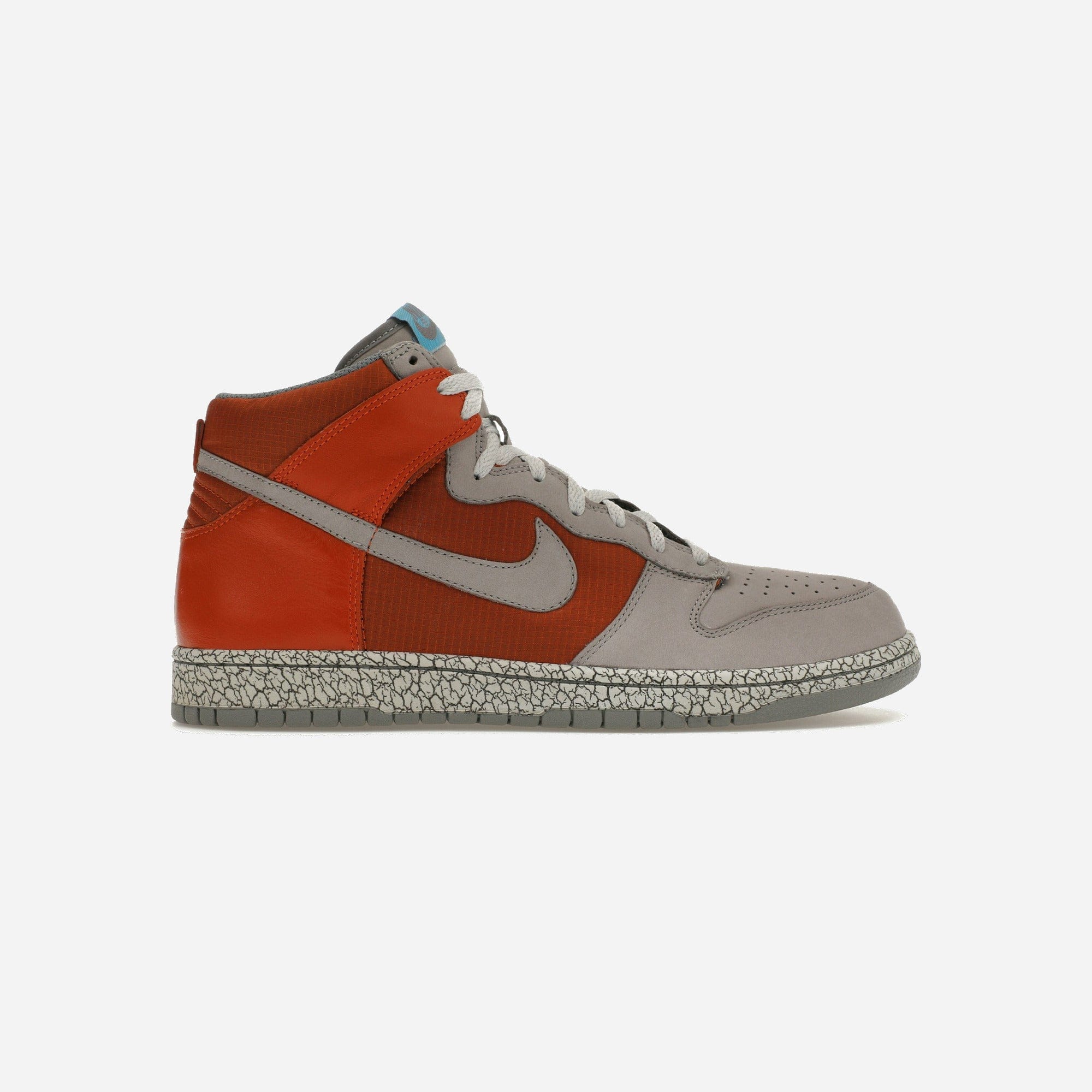Nike Dunk High Earthquake Dark Orange