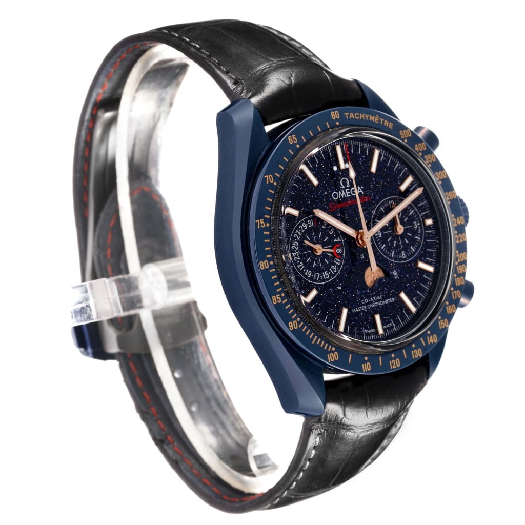 Speedmaster Blue Side of the Moon (Reference 304.93.44.52.03.002). A 44.25mm blue ceramic automatic wristwatch with date, chronograph, and moonphase. 2019