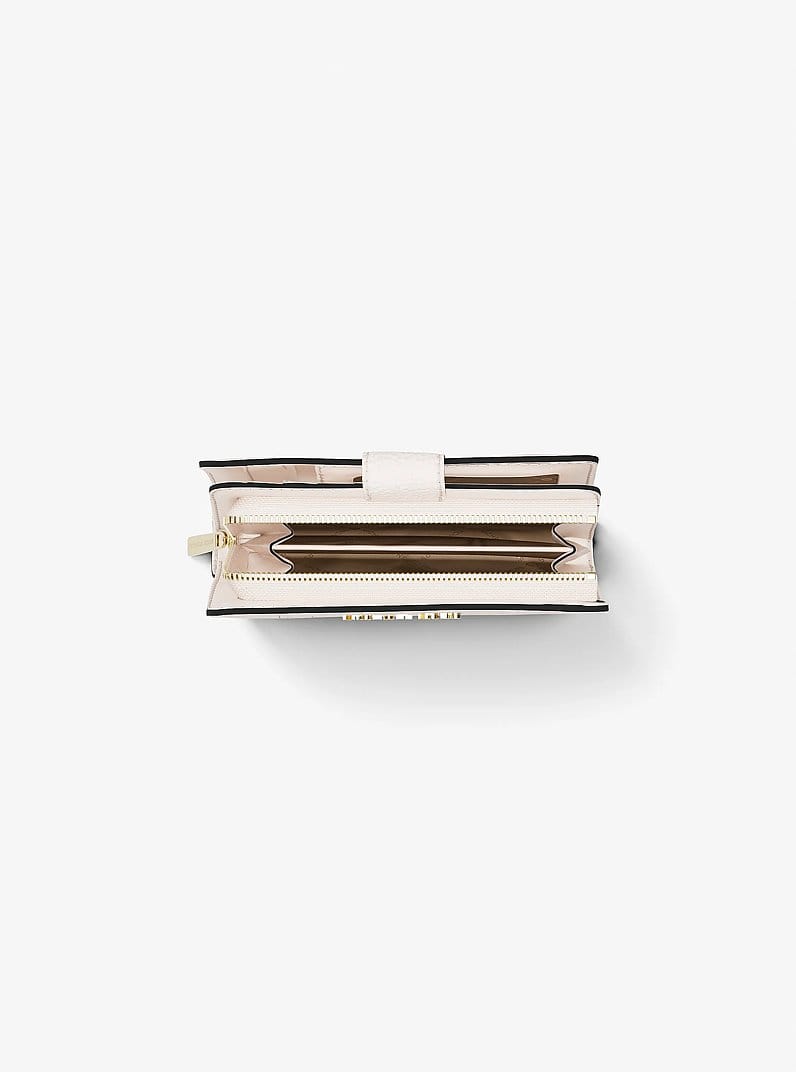 Jet Set Travel Medium Logo Debossed Billfold Wallet