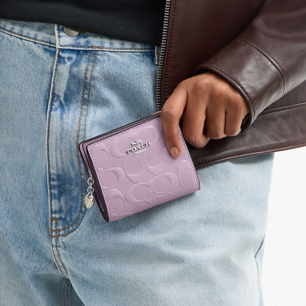 Snap Wallet In Signature Denim
