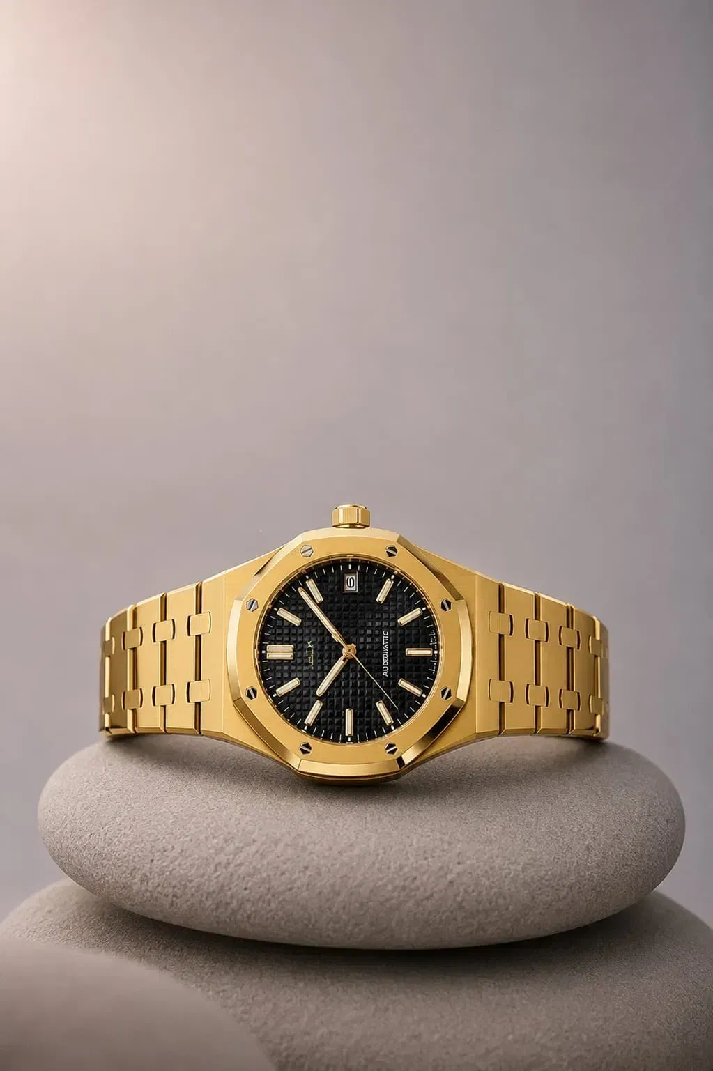ModOak Gold (Original Seiko Movement)