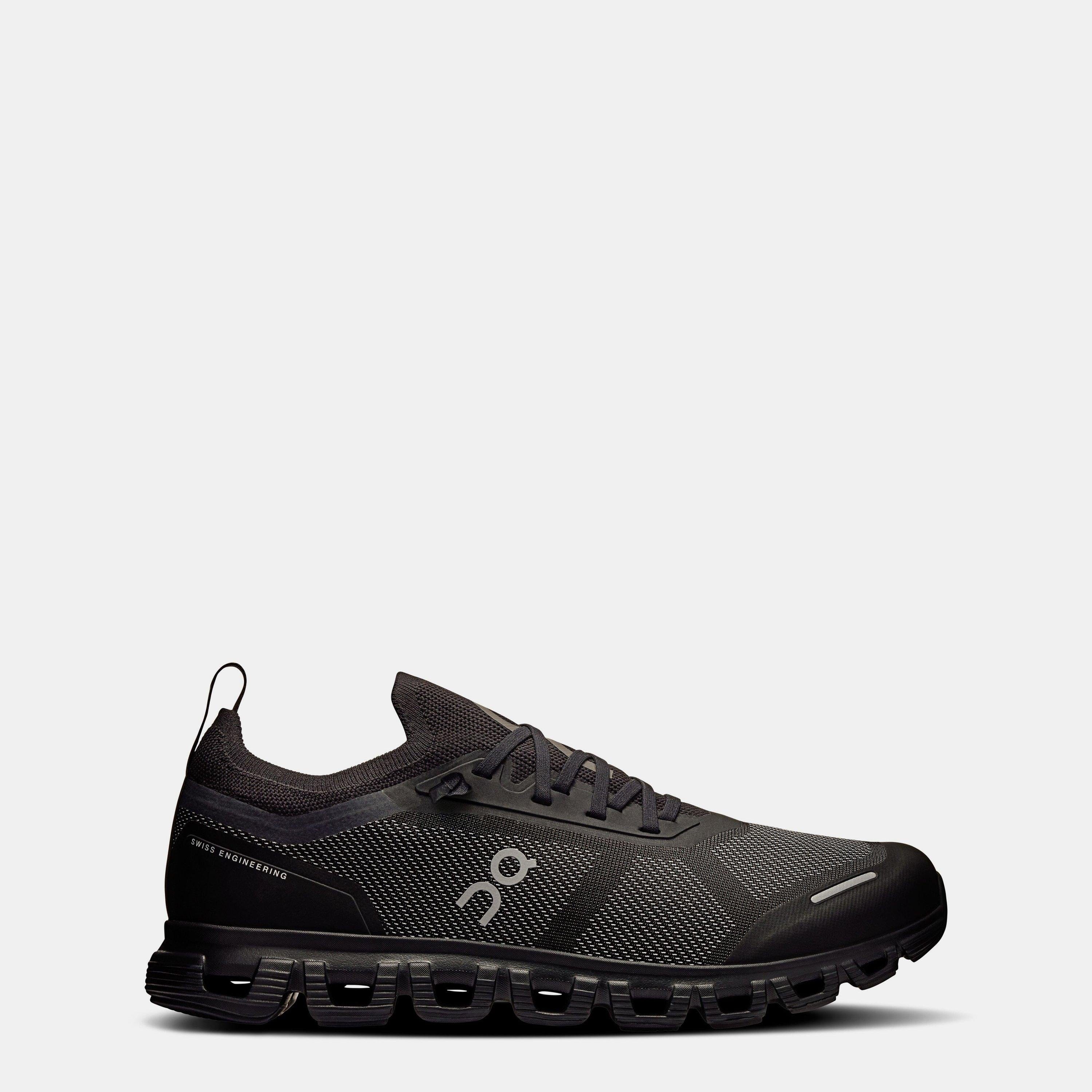 On Cloud 6 Versa Shoes