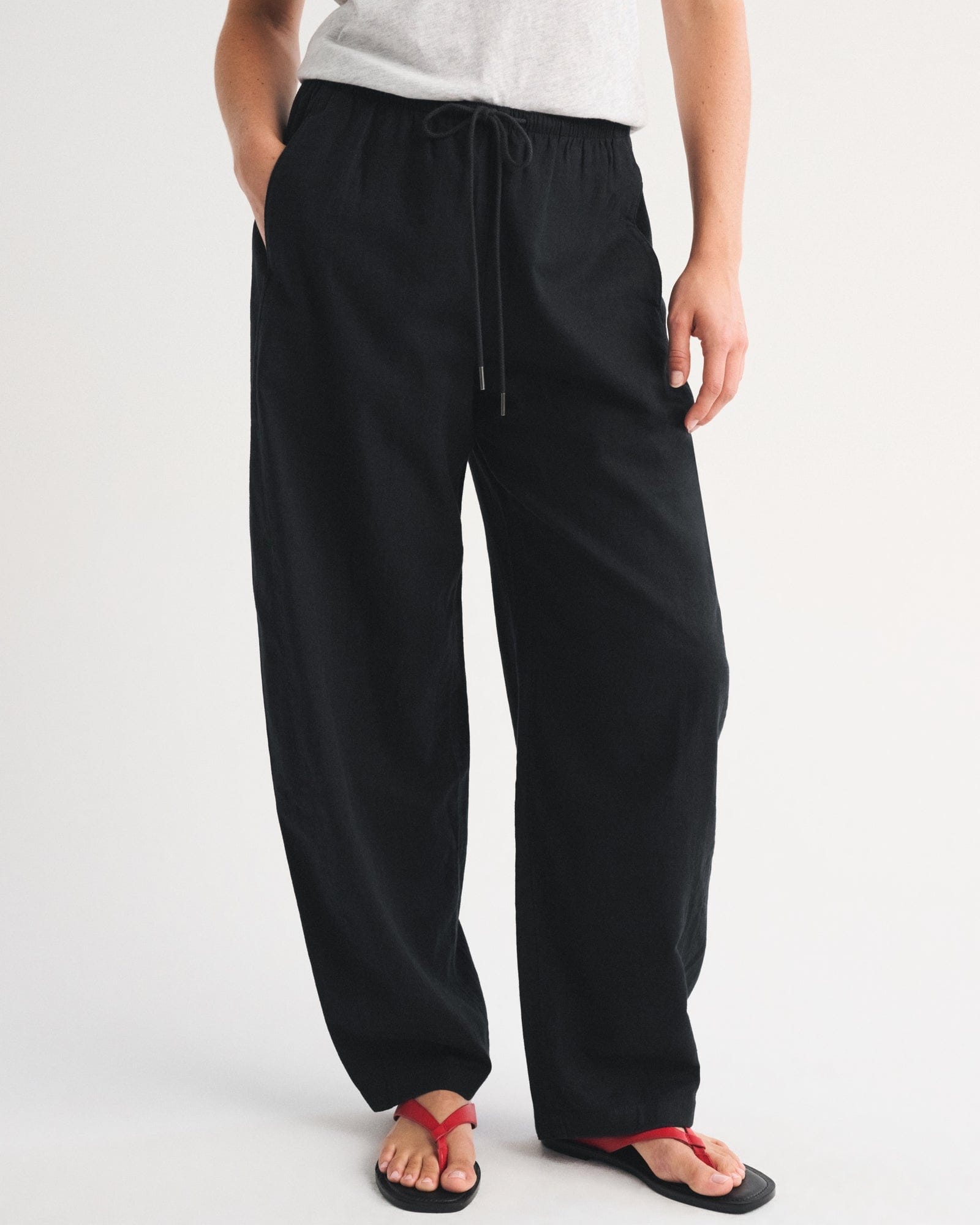 Abercrombie Linen-Blend Barrel Pull-On Pant