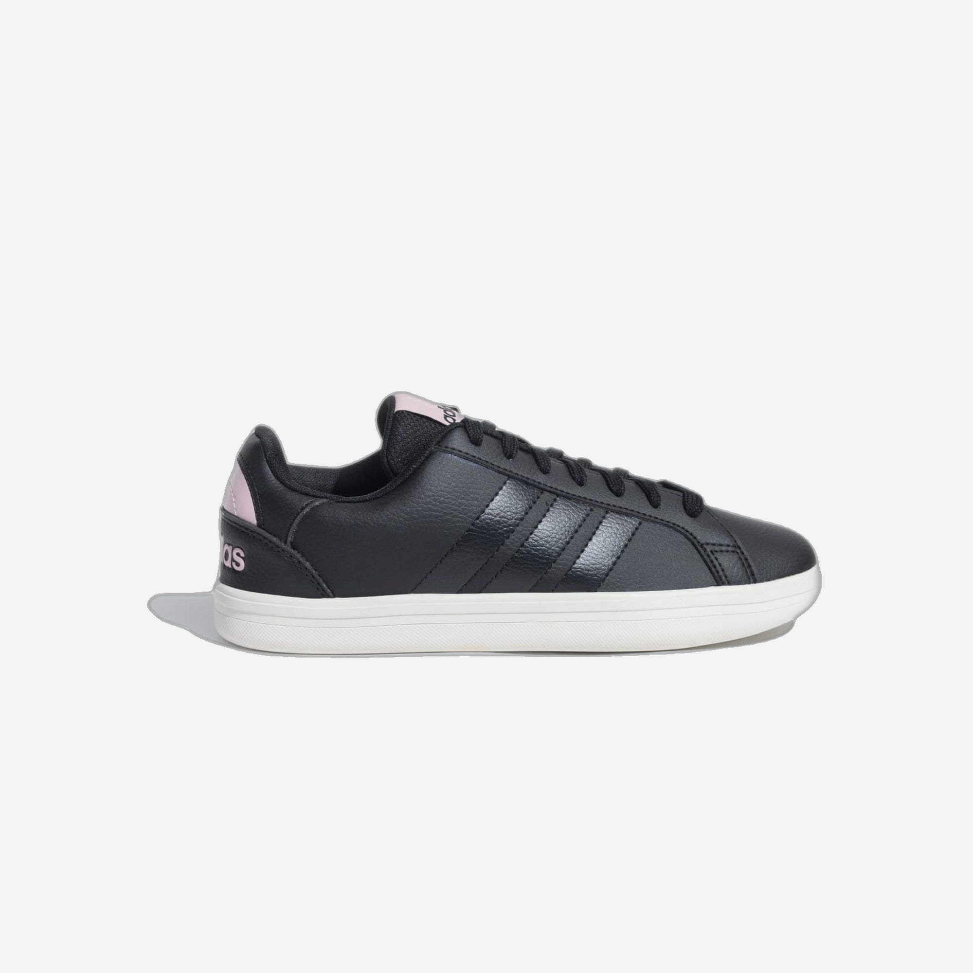 Adidas Woodie Pro Sneaker Core Black Blush Pink WMNS