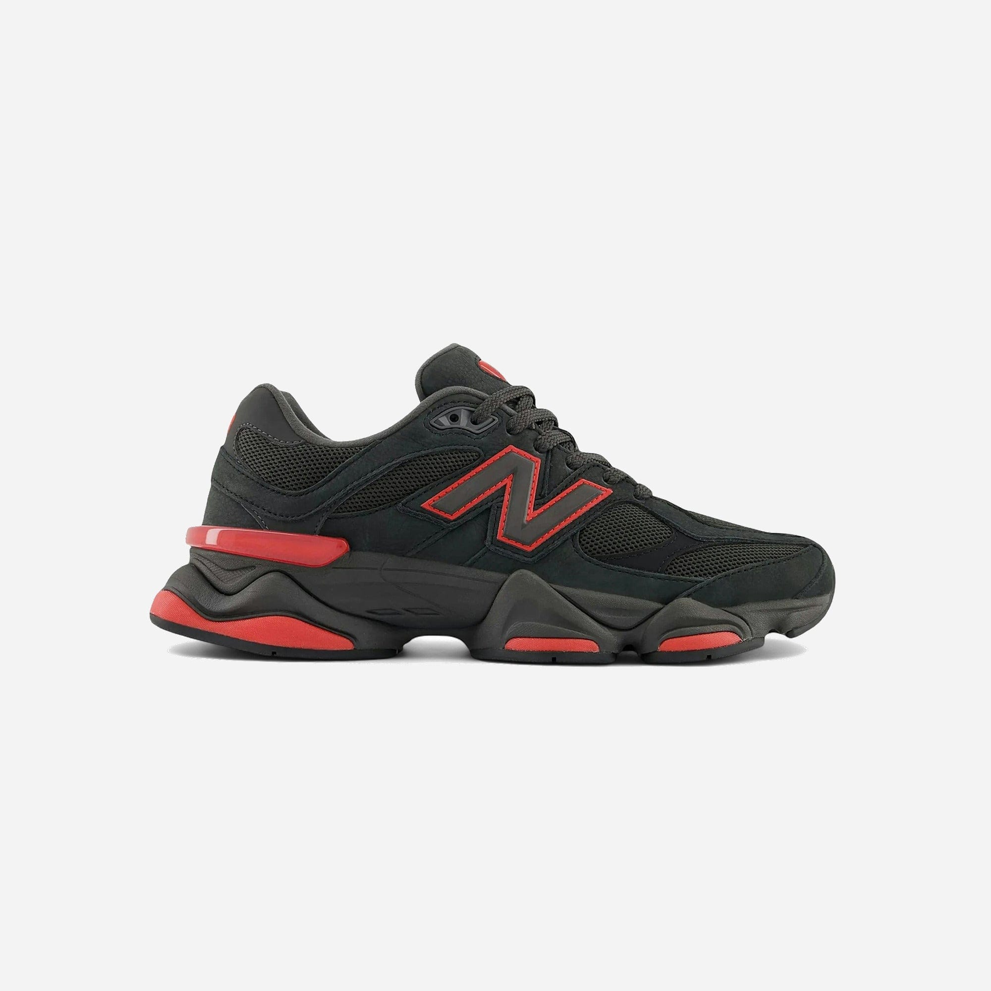 New Balance 9060 Bred