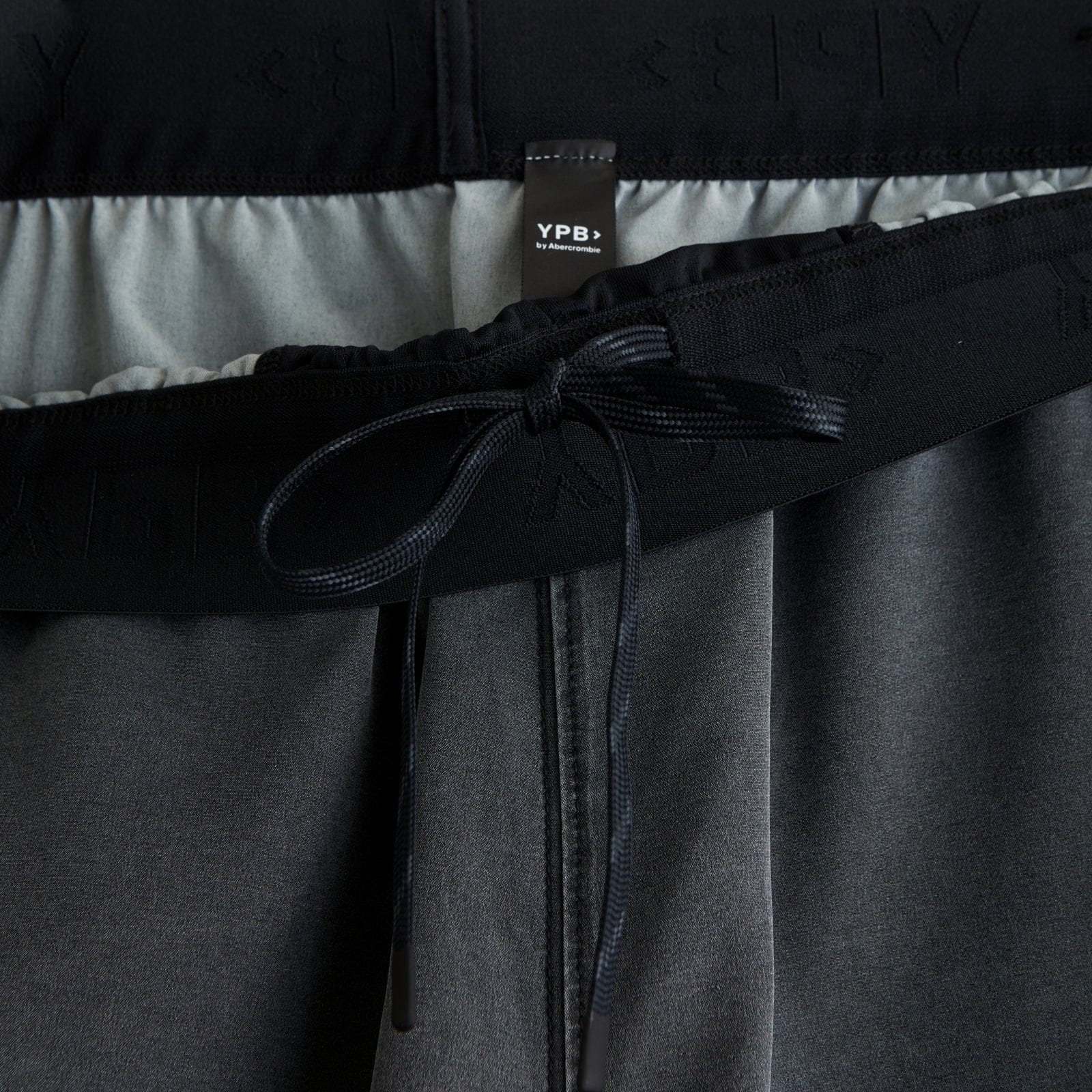 Abercrombie YPB Motiontek Lightweight Training Short