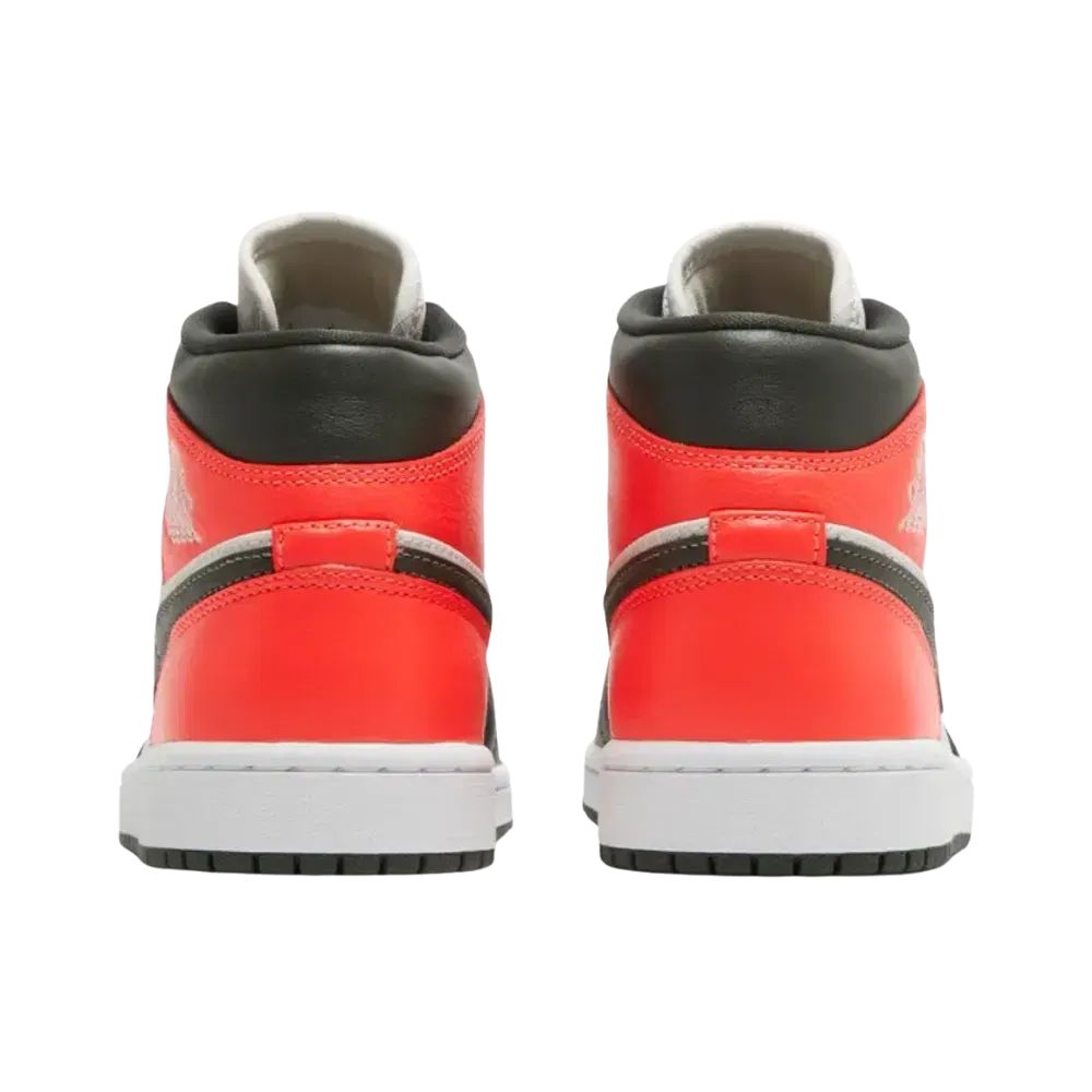 Air Jordan 1 Mid SE 'Newsprint'