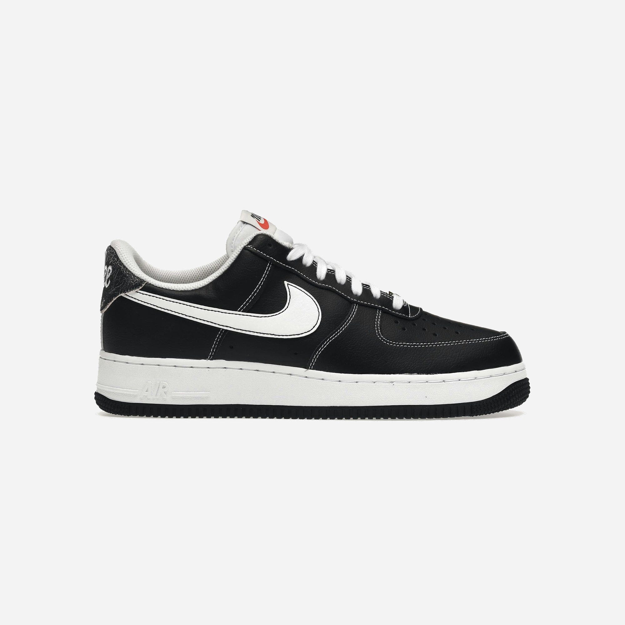 Nike Air Force 1 Low First Use Black White