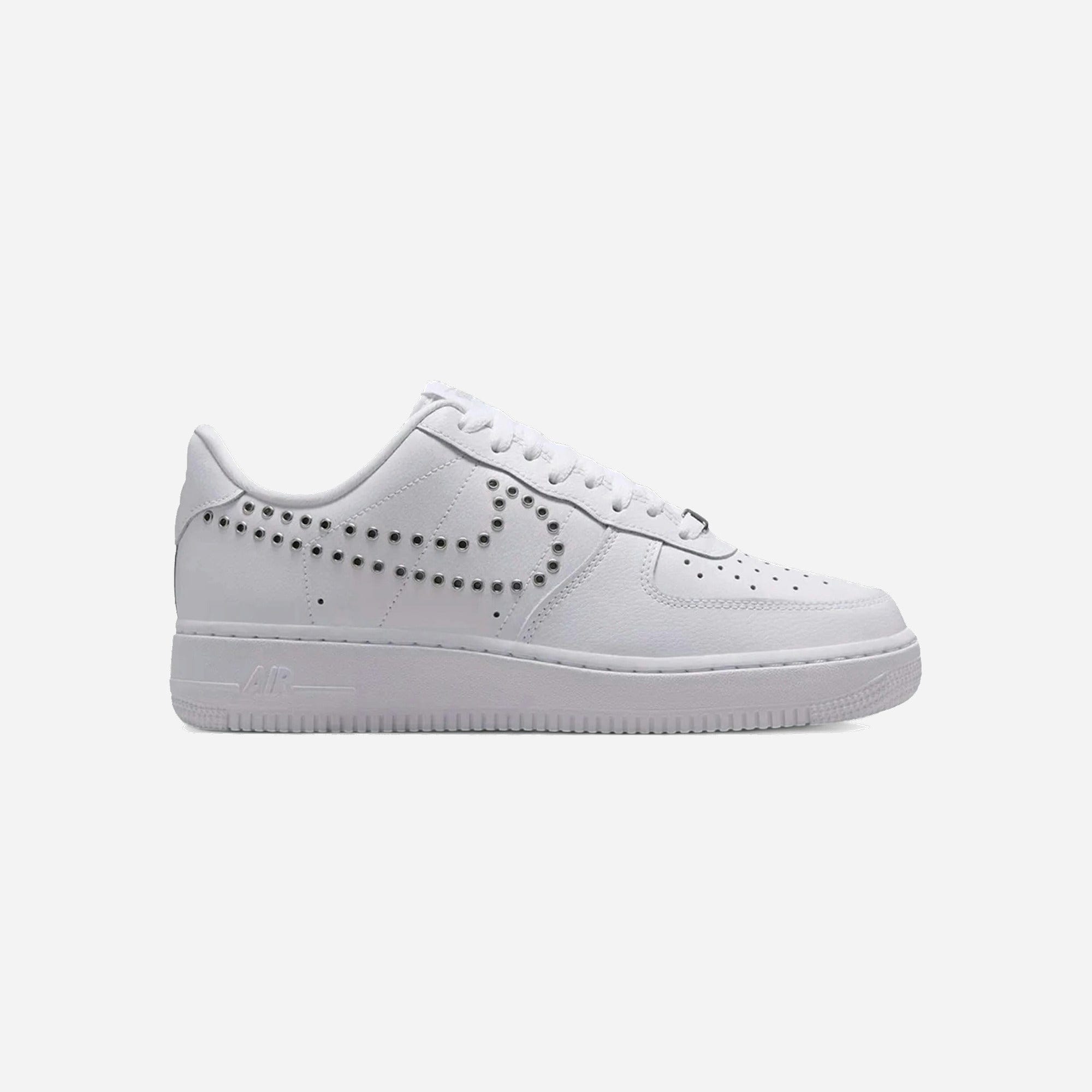 Nike Air Force 1 Low '07 Lv8 Triple White Metallic Silver WMNS
