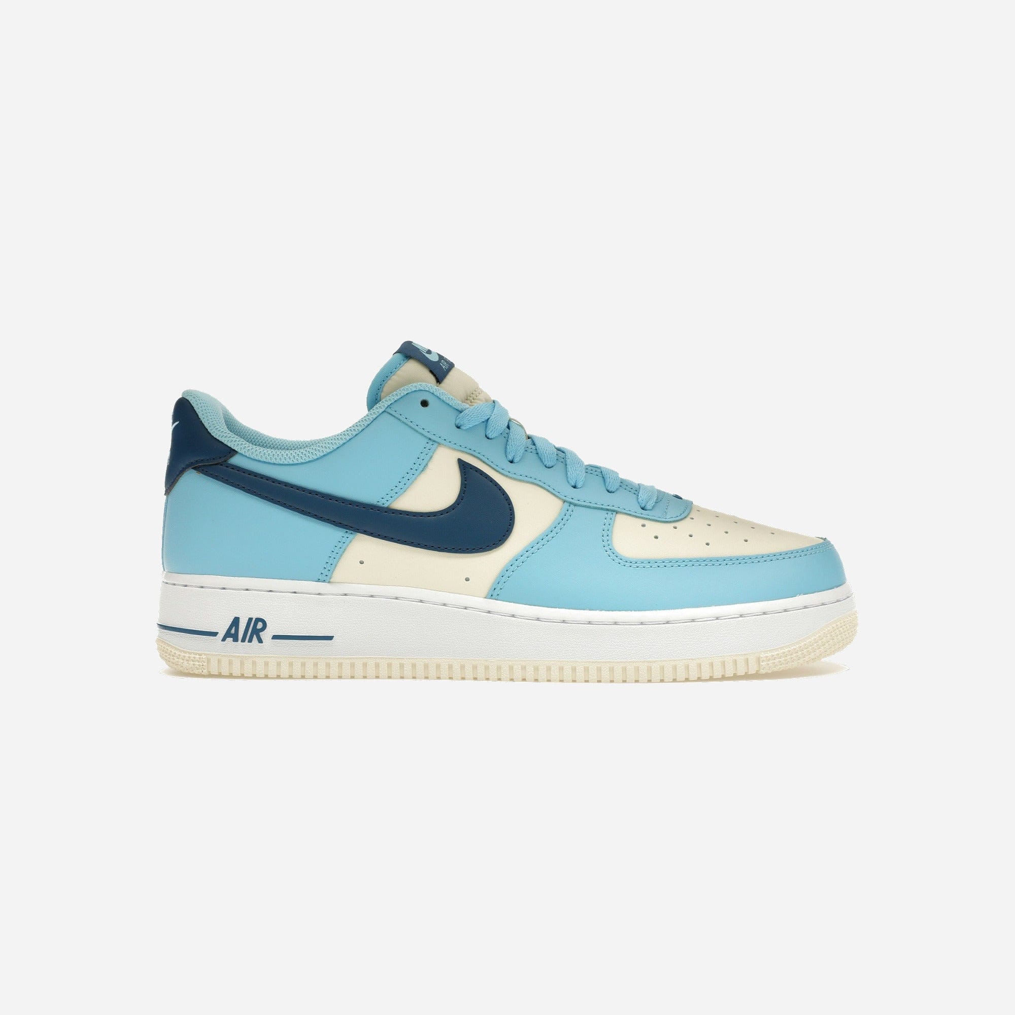 Nike Air Force 1 Low '07 Aquarius Blue Coconut Milk