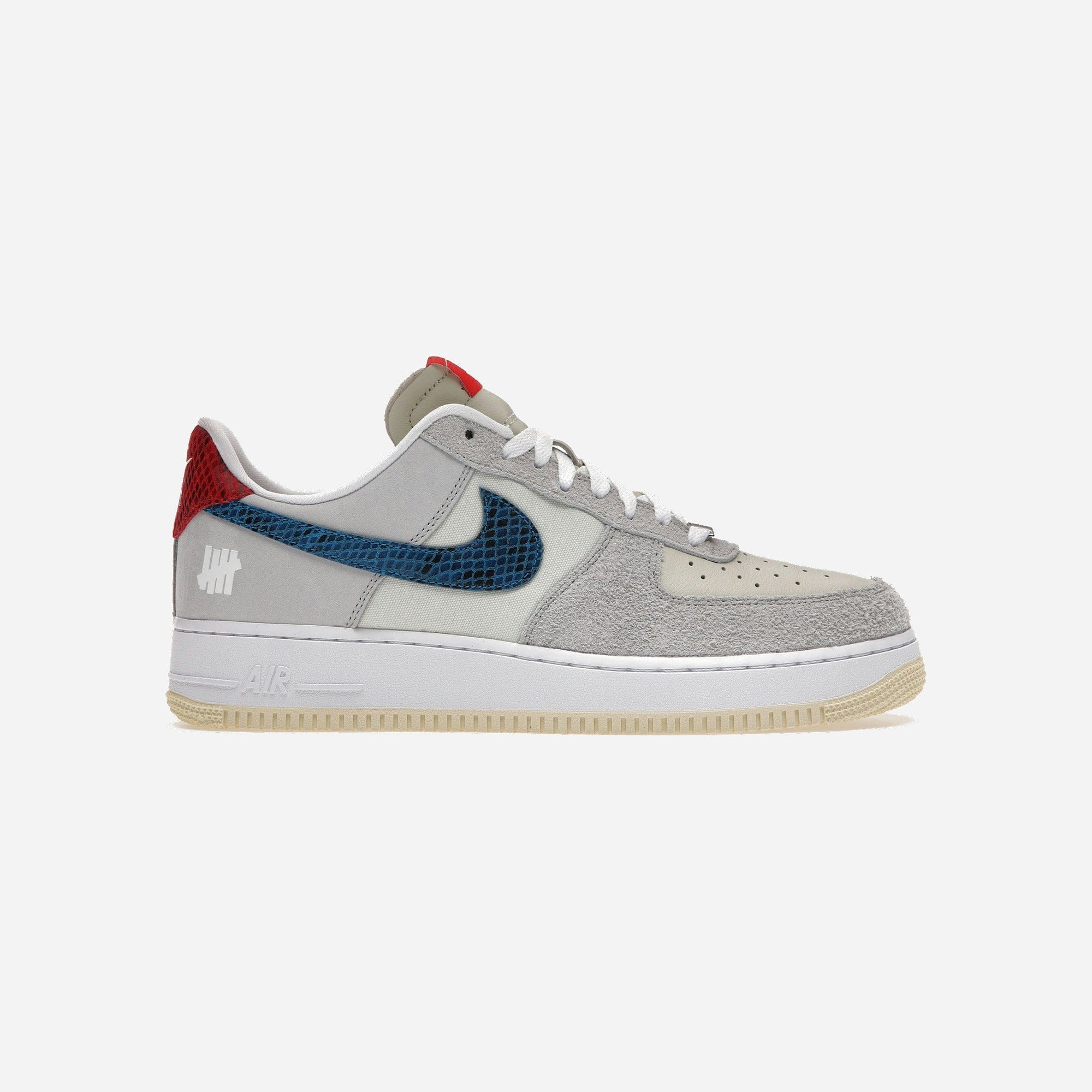 Nike Air Force 1 Low SP Undefeated 5 On It Dunk Vs. Af1