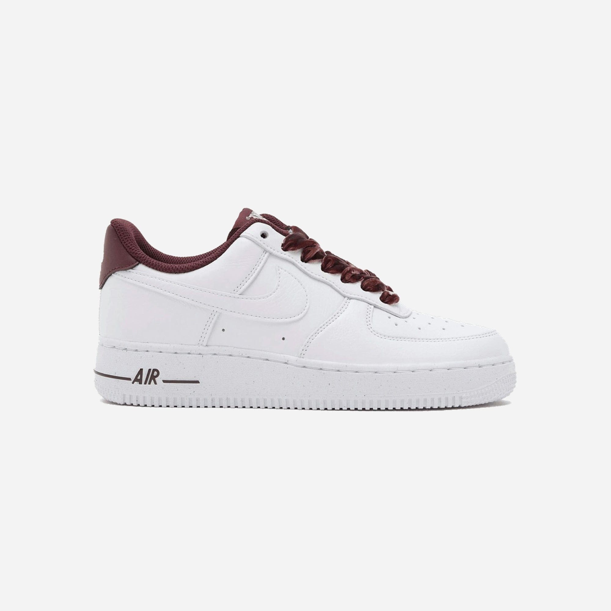 Nike Air Force 1 Low '07 Vintage White Burgundy Crush WMNS