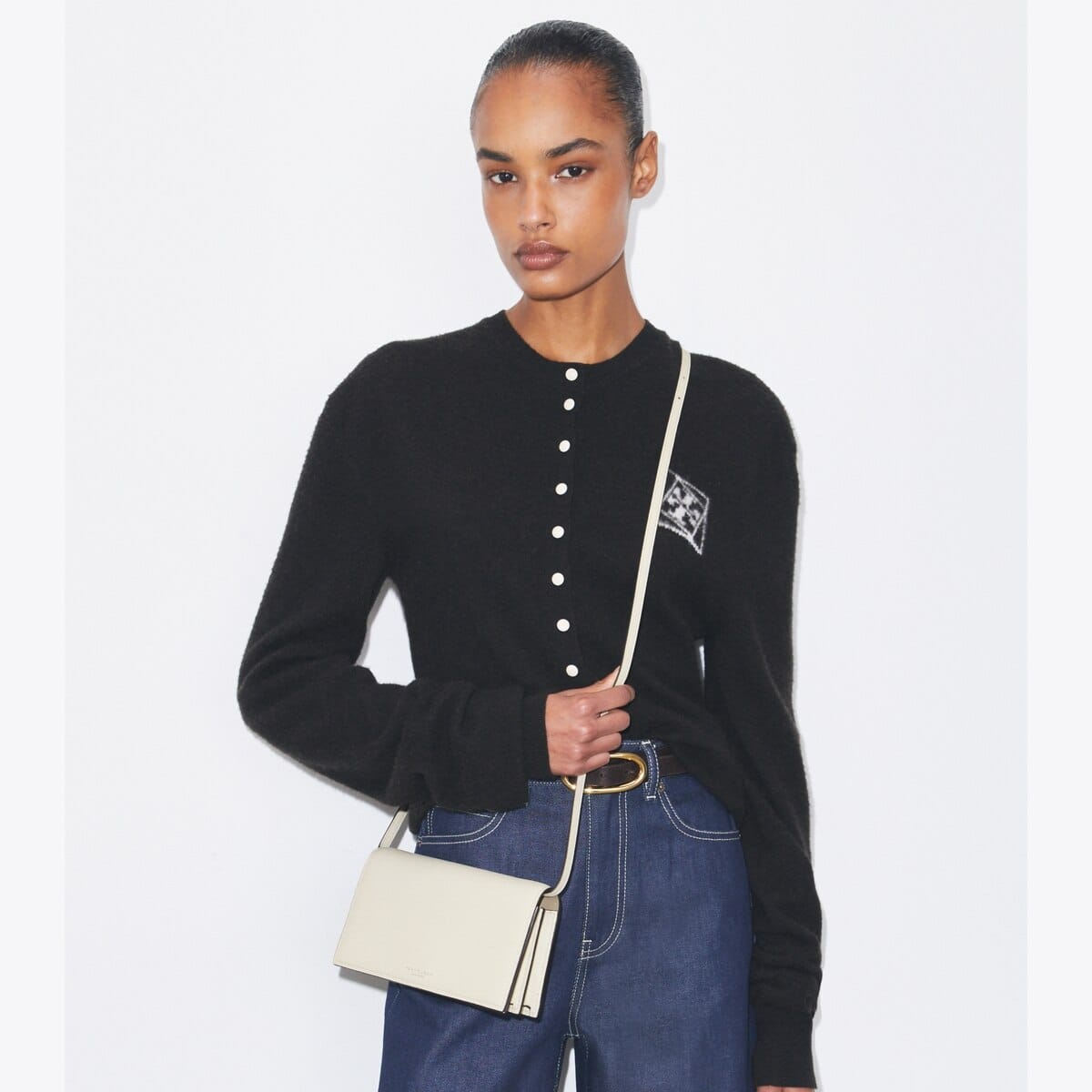 Perry Wallet Crossbody