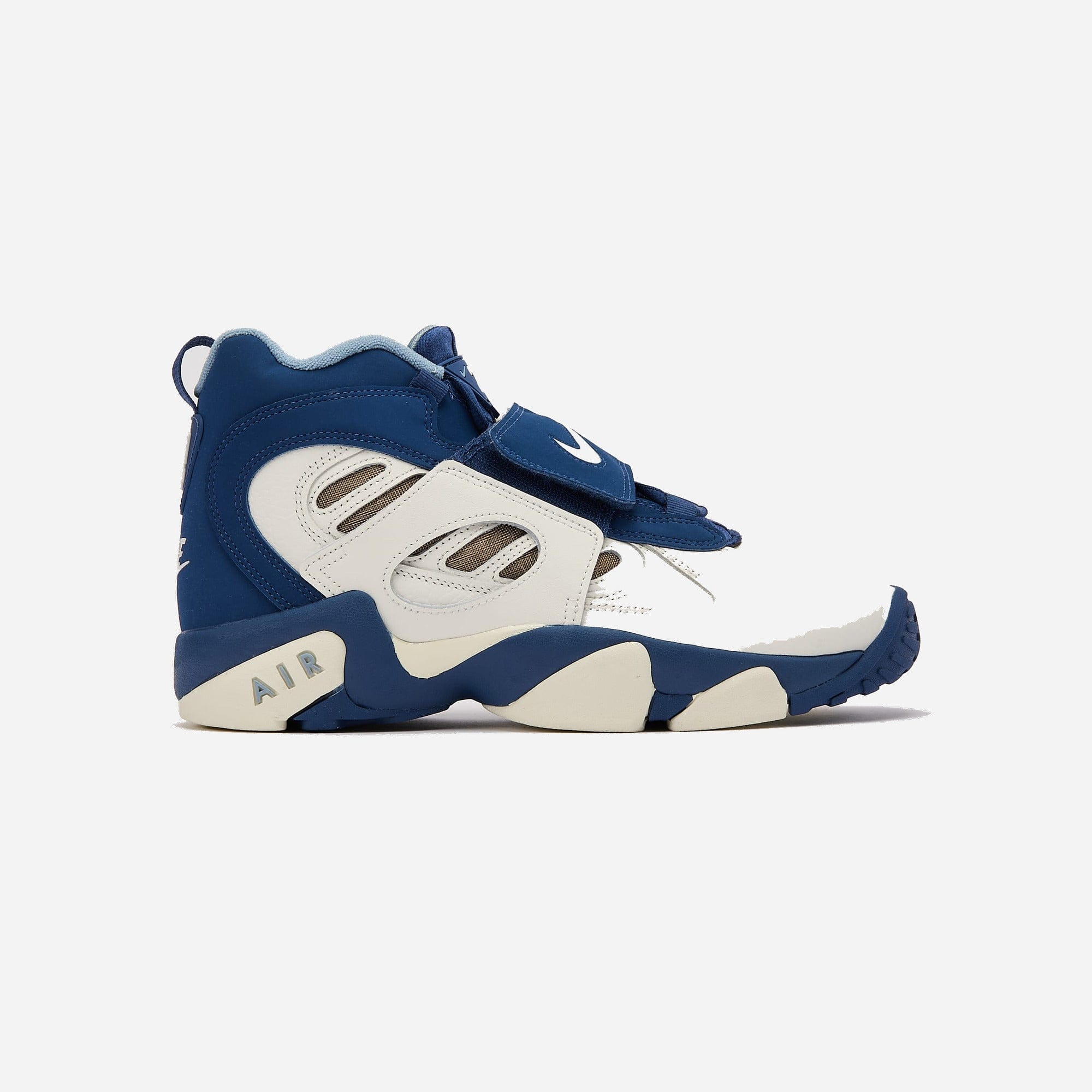 Nike Air Diamond Turf II 'Sail And Blue Grey' Tan