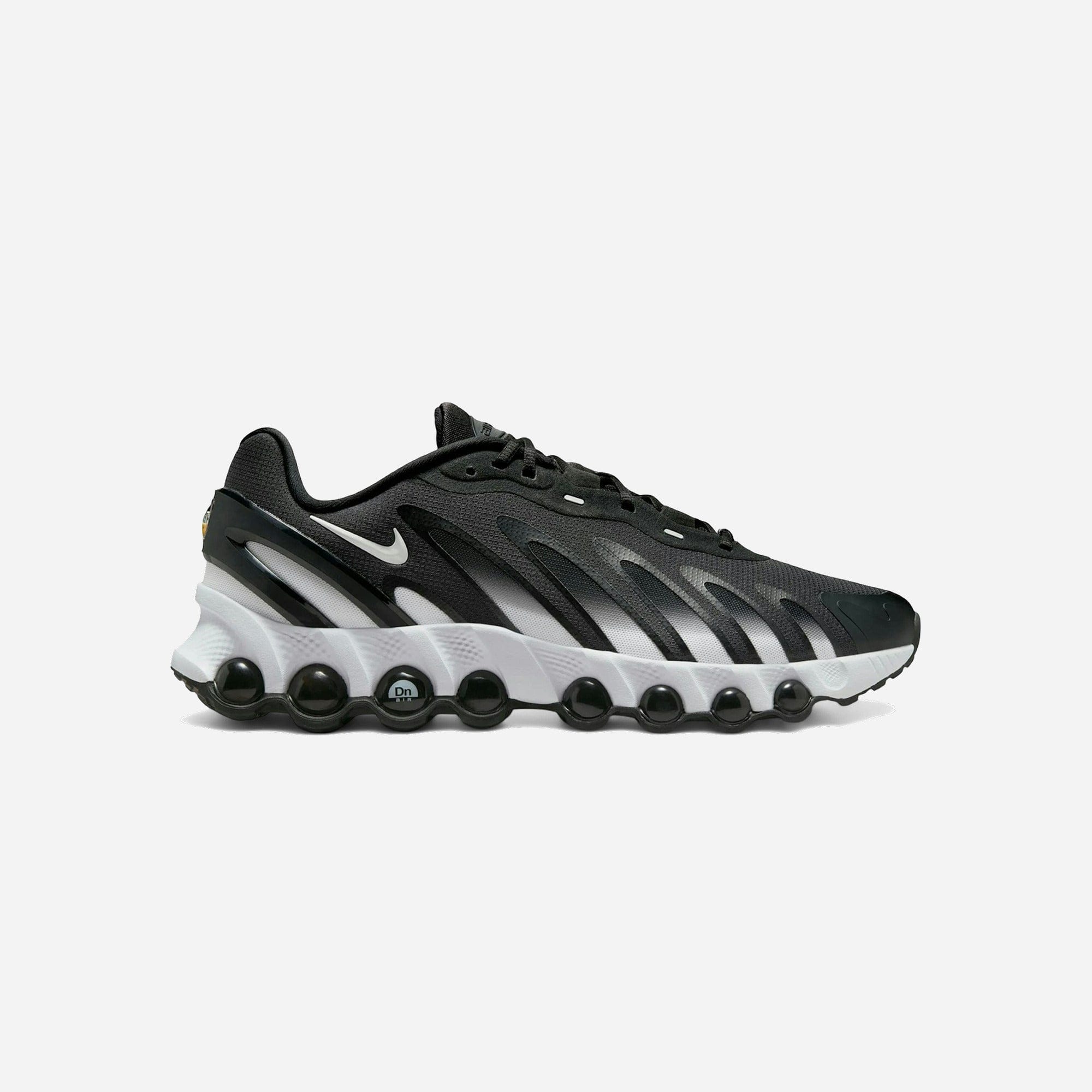 Nike Air Max Dn8 Black White